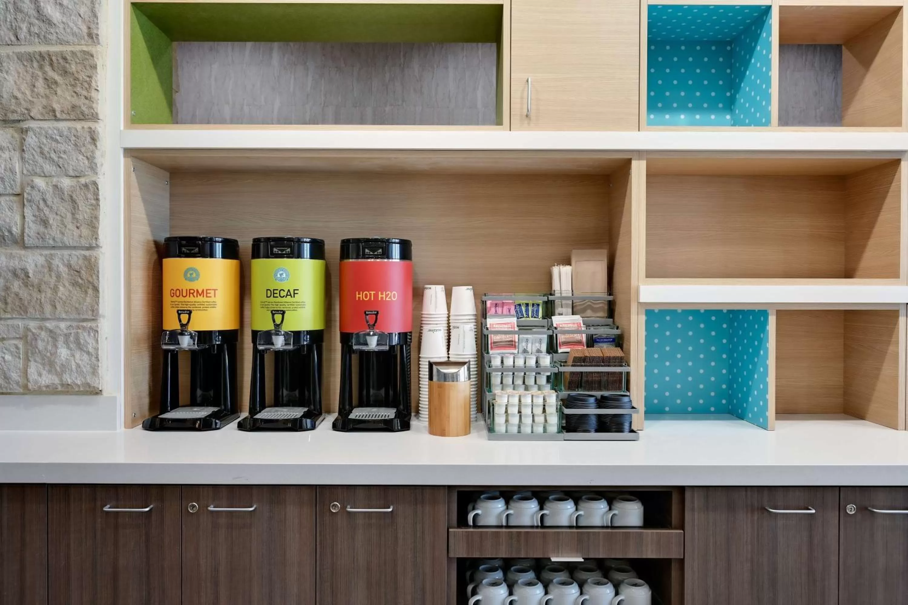 Restaurant/places to eat in Home2 Suites By Hilton Temple