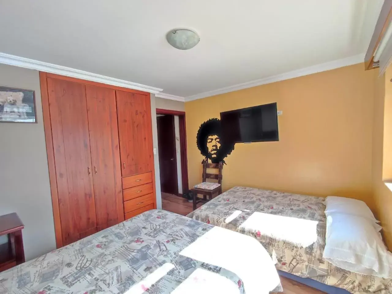 Superior Twin Room with City View in Casatodosantos Superior Twin Room with City View in Casatodosantos