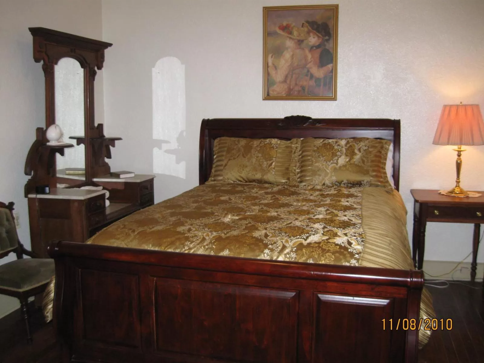 Bed in Inn at the Old Silk Mill