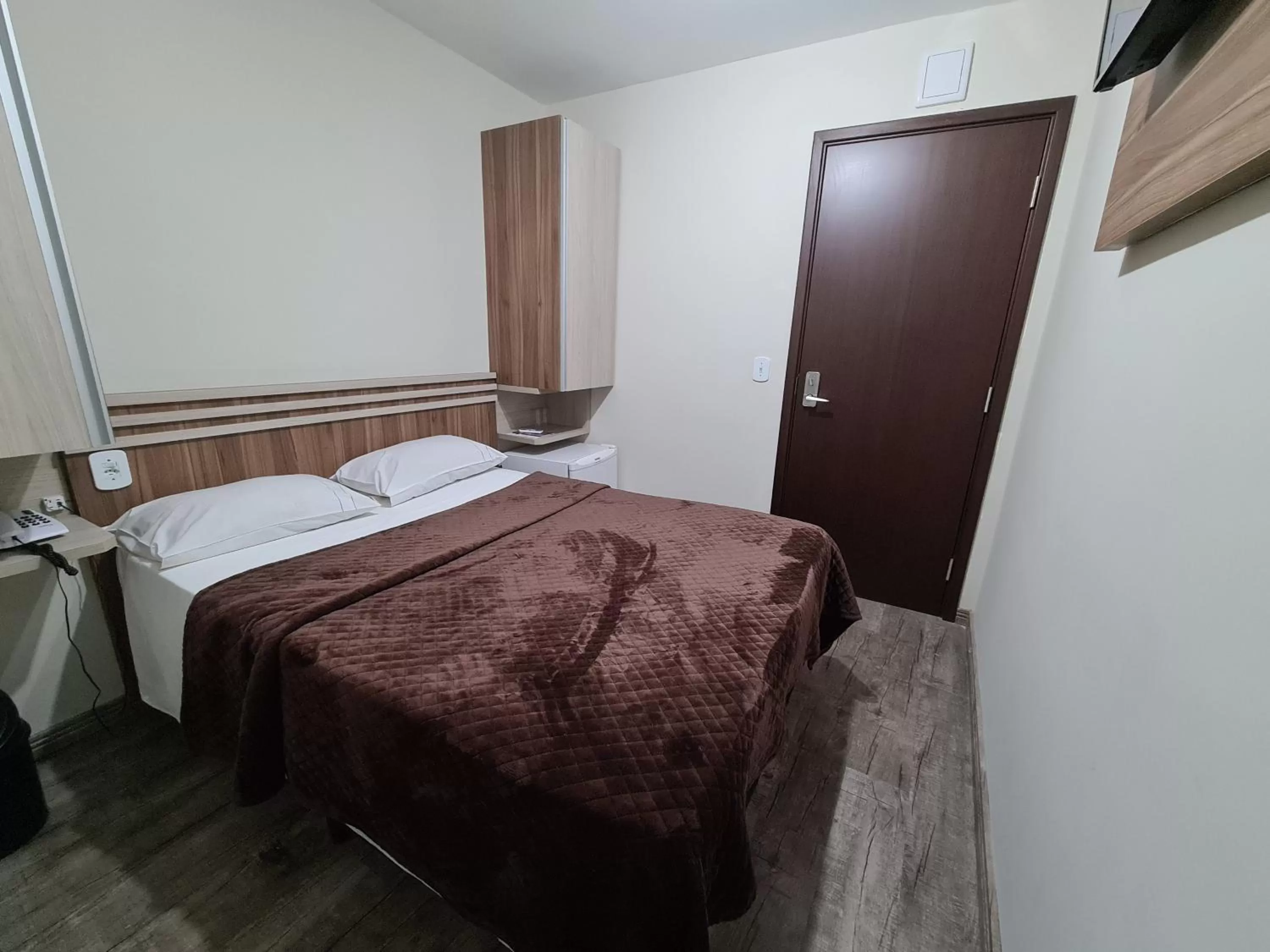 Bed in Bella Augusta Hotel