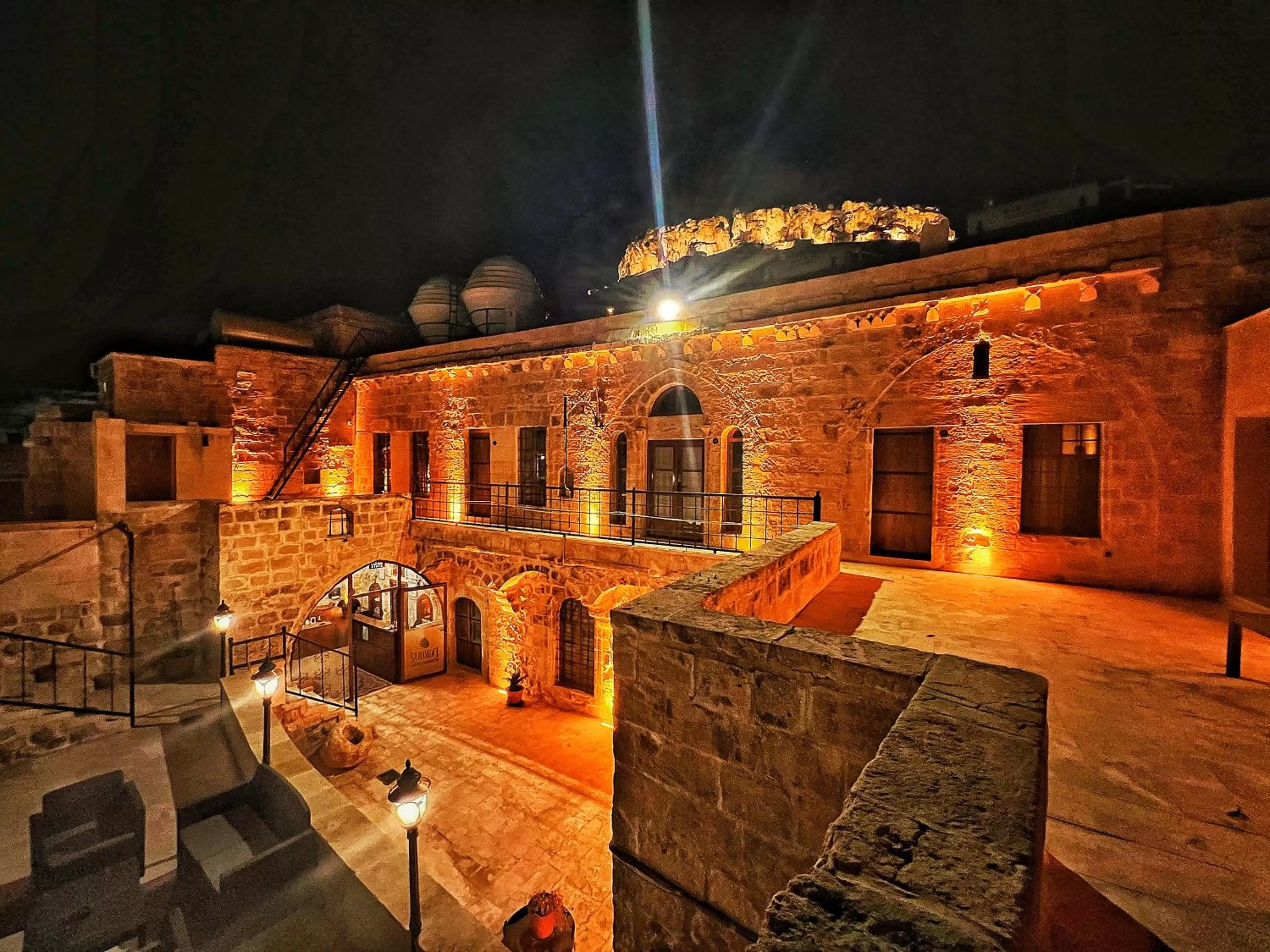 Night in Fairouz Konak Otel