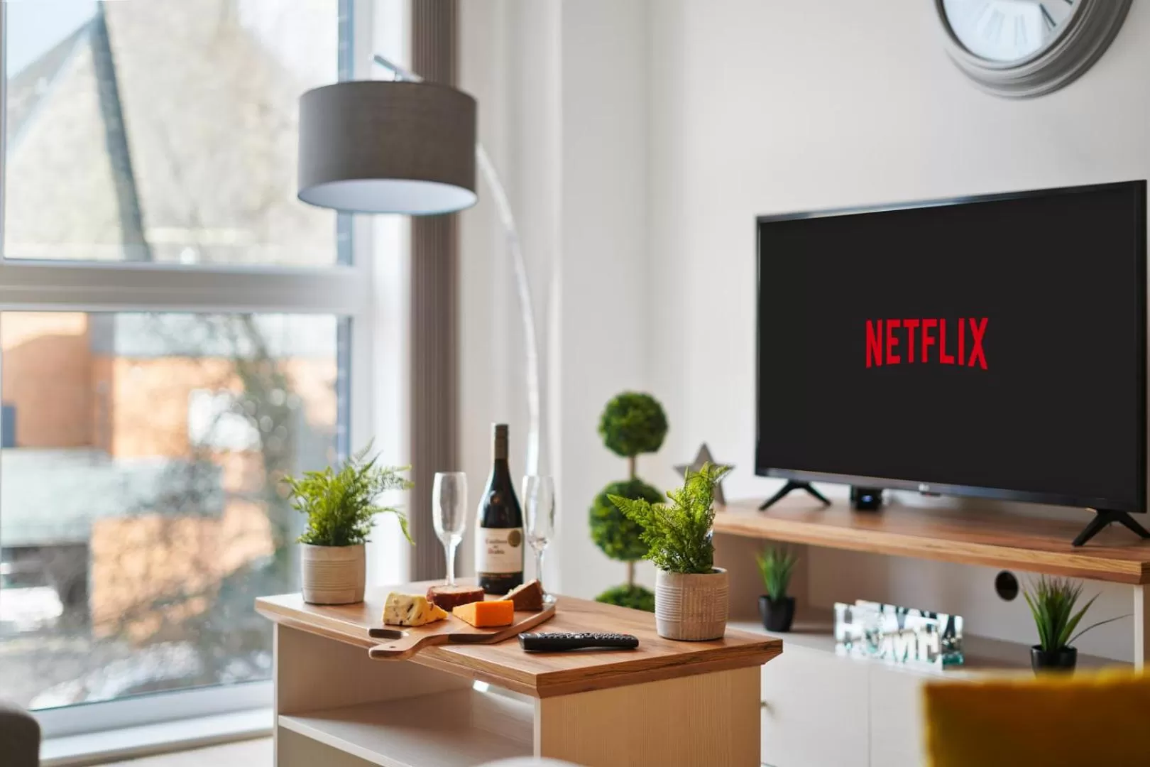 TV and multimedia, TV/Entertainment Center in Onyx O2 Arena Brindley Place Broad Street Large Spacious Apartment