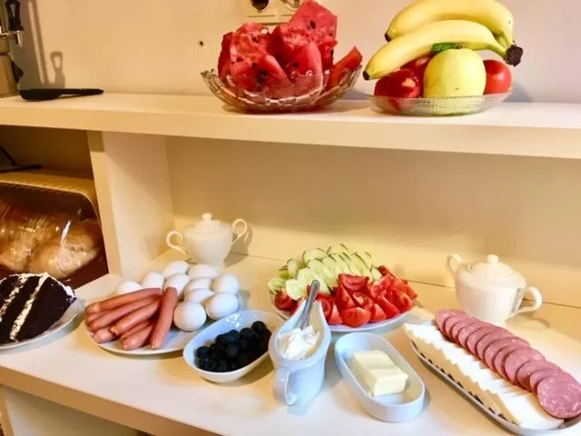 Food and drinks, Food in Iveria