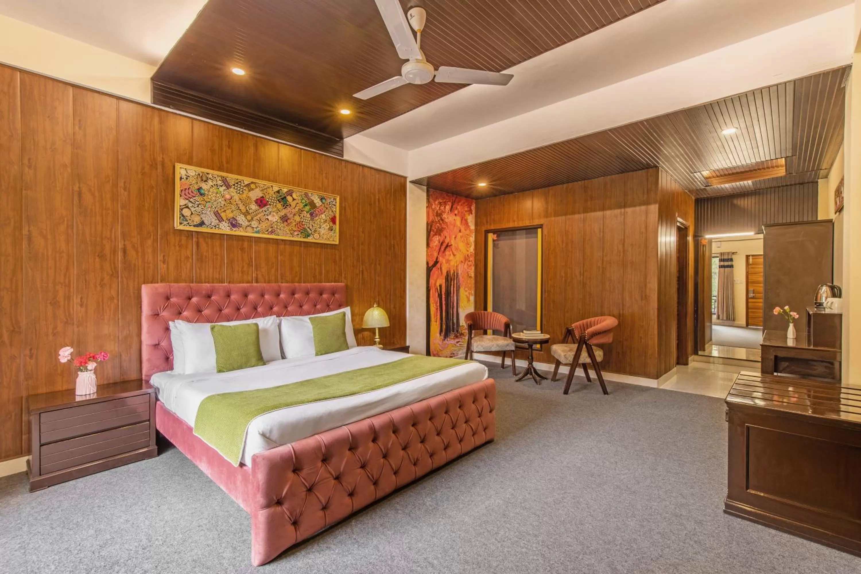 Photo of the whole room, Bed in Maple Resort Chail