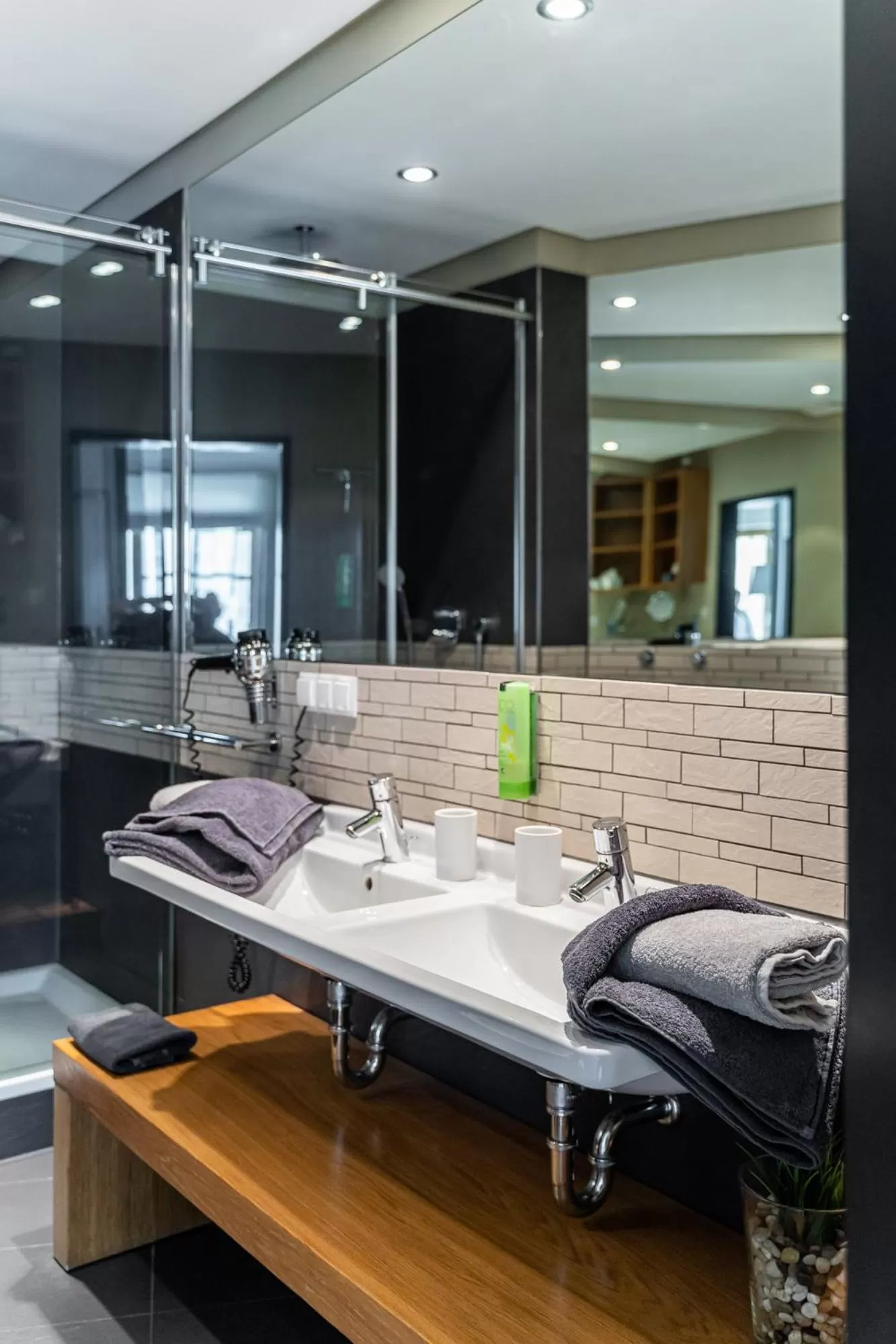 Bathroom in The Green Rostock Apartment Hotel