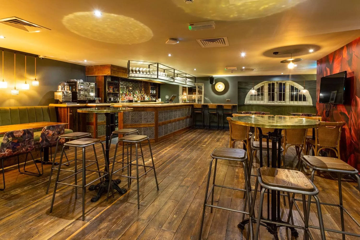 Restaurant/places to eat in The Market House