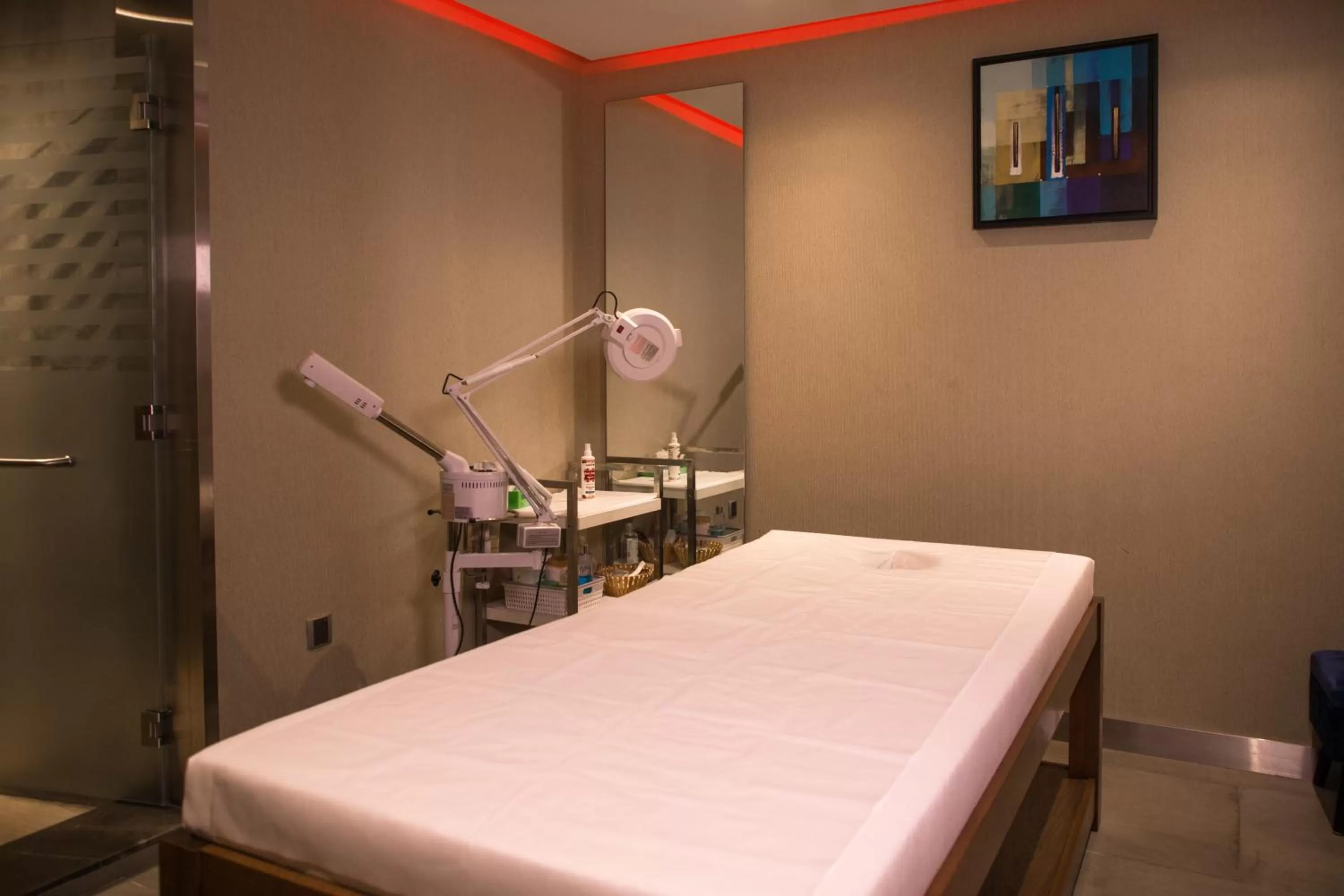 Massage in Elite Byblos Hotel