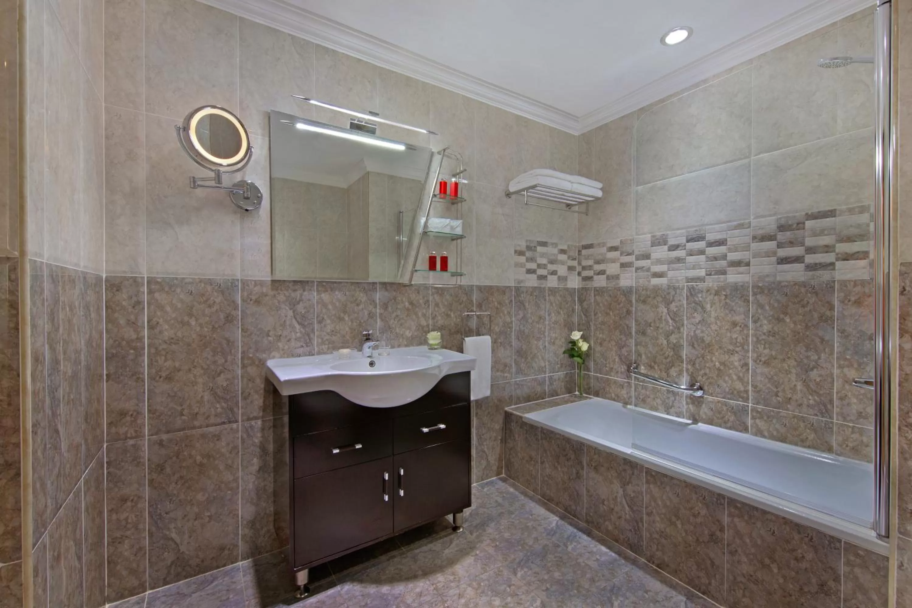 Bathroom in Ezdan Hotel West Bay