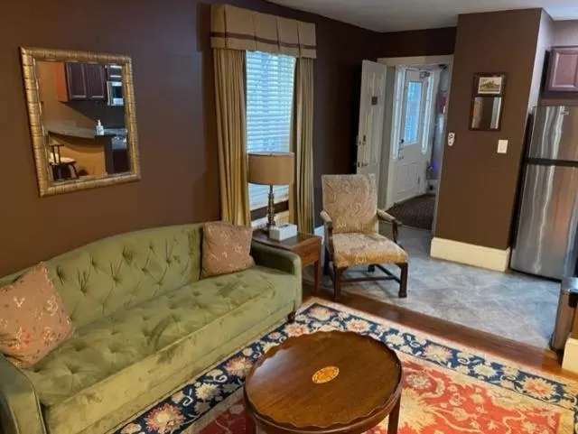 Living room in La Reserve Bed and Breakfast