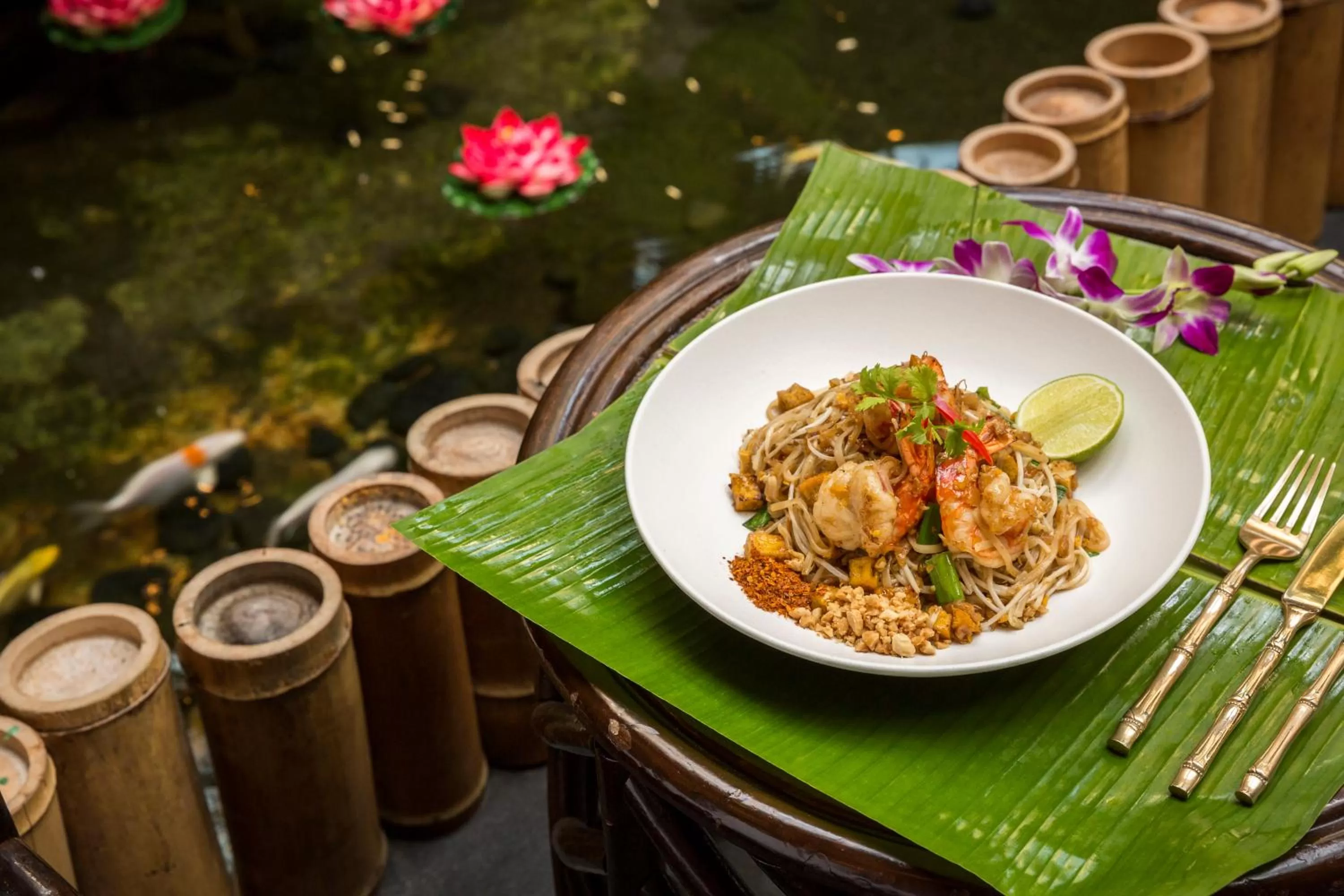 Food in Mövenpick Grand Al Bustan