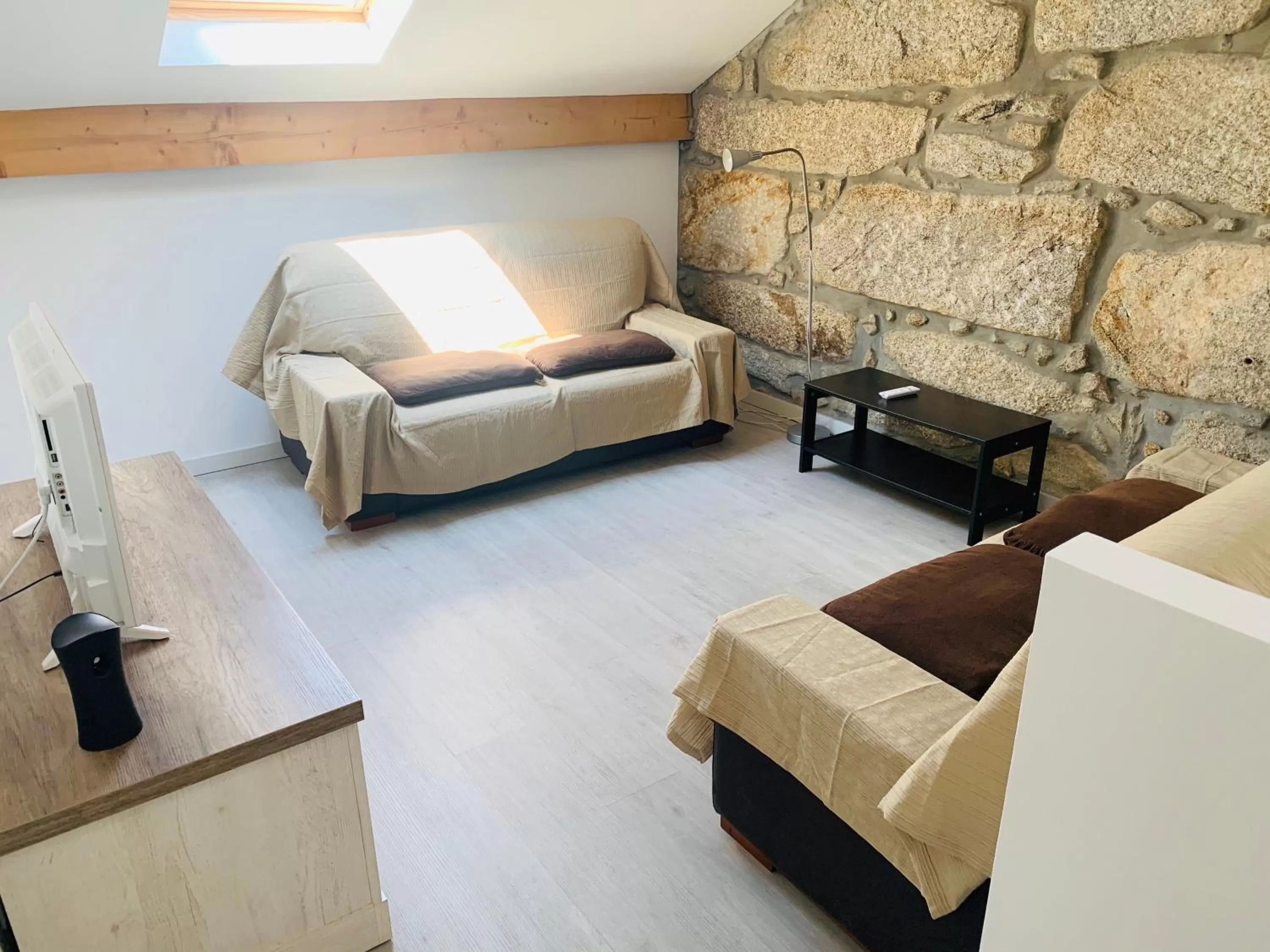 Communal lounge/ TV room in Campanhã Boutique Station