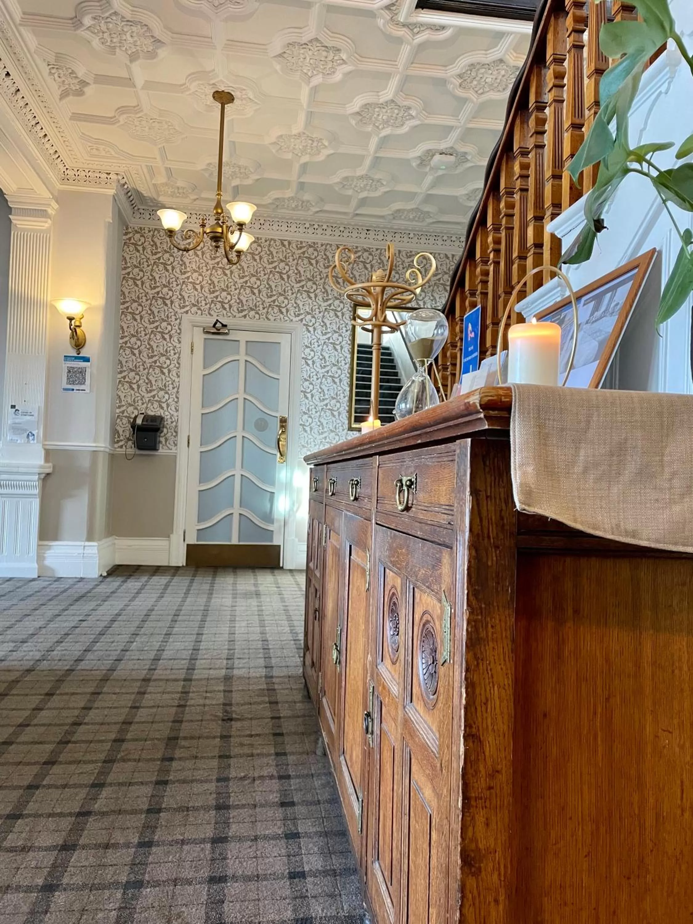 Lobby or reception in The Clarendon Hotel