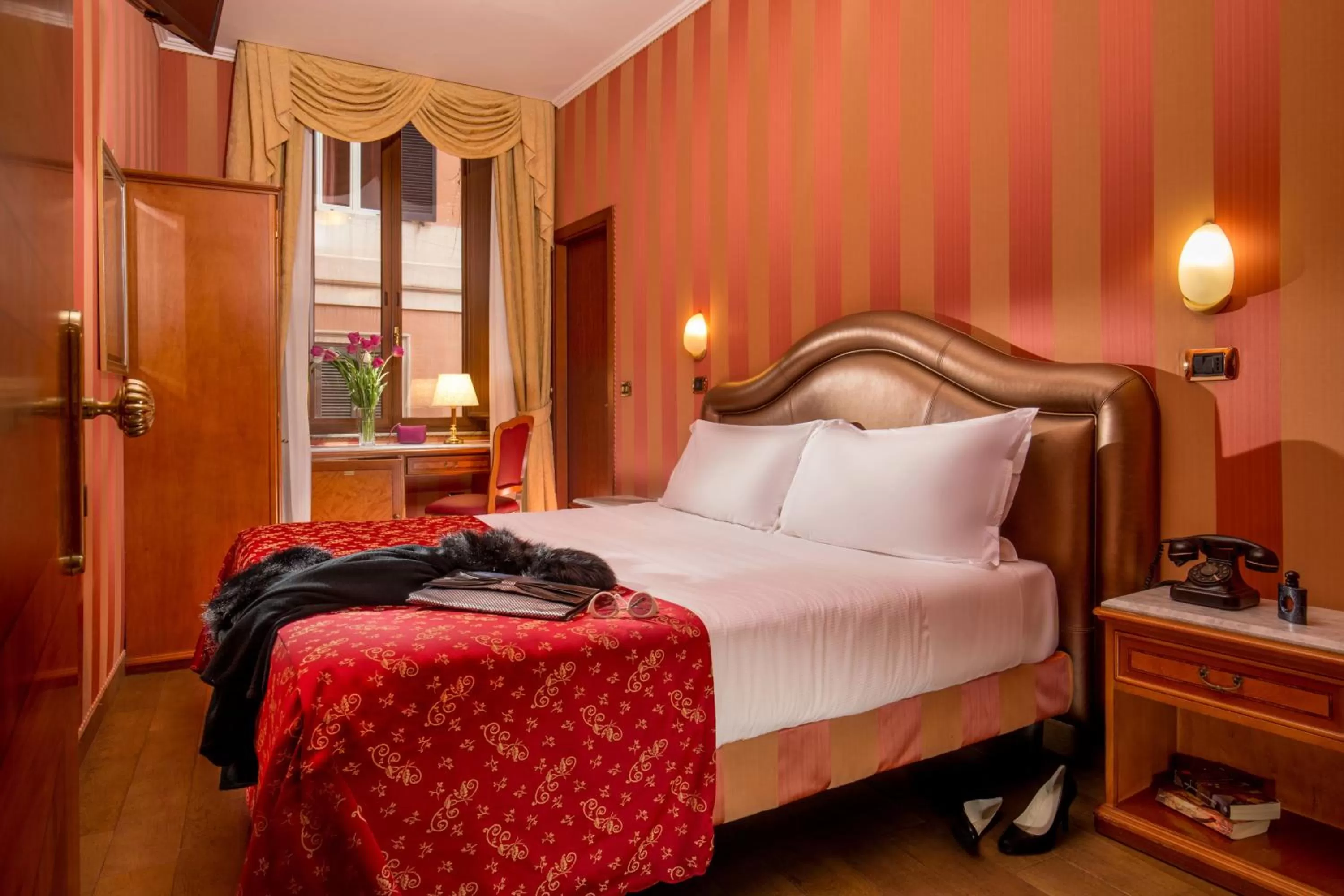 Bathroom, Bed in Hotel Forte