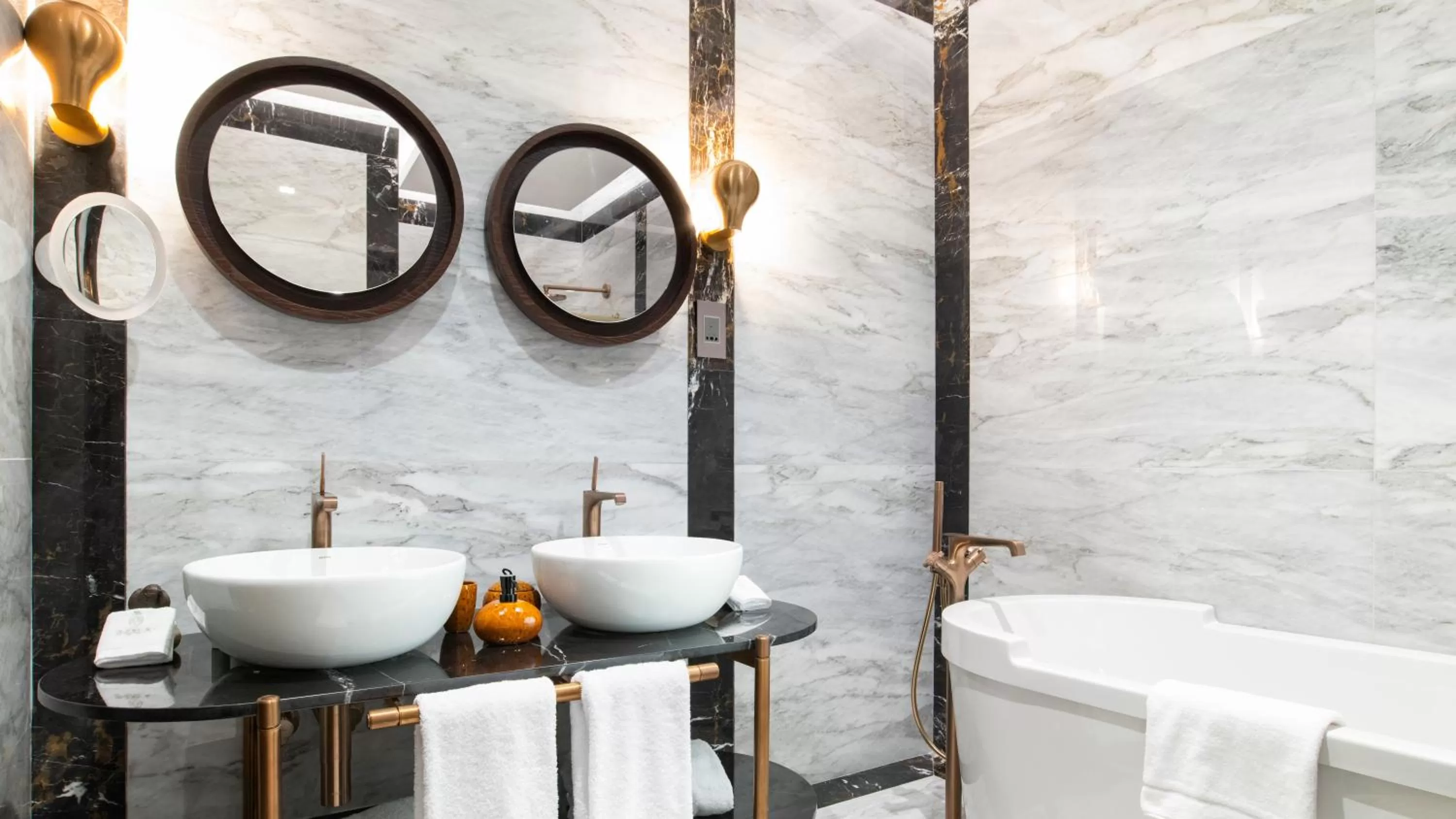 Bathroom in Iniala Harbour House