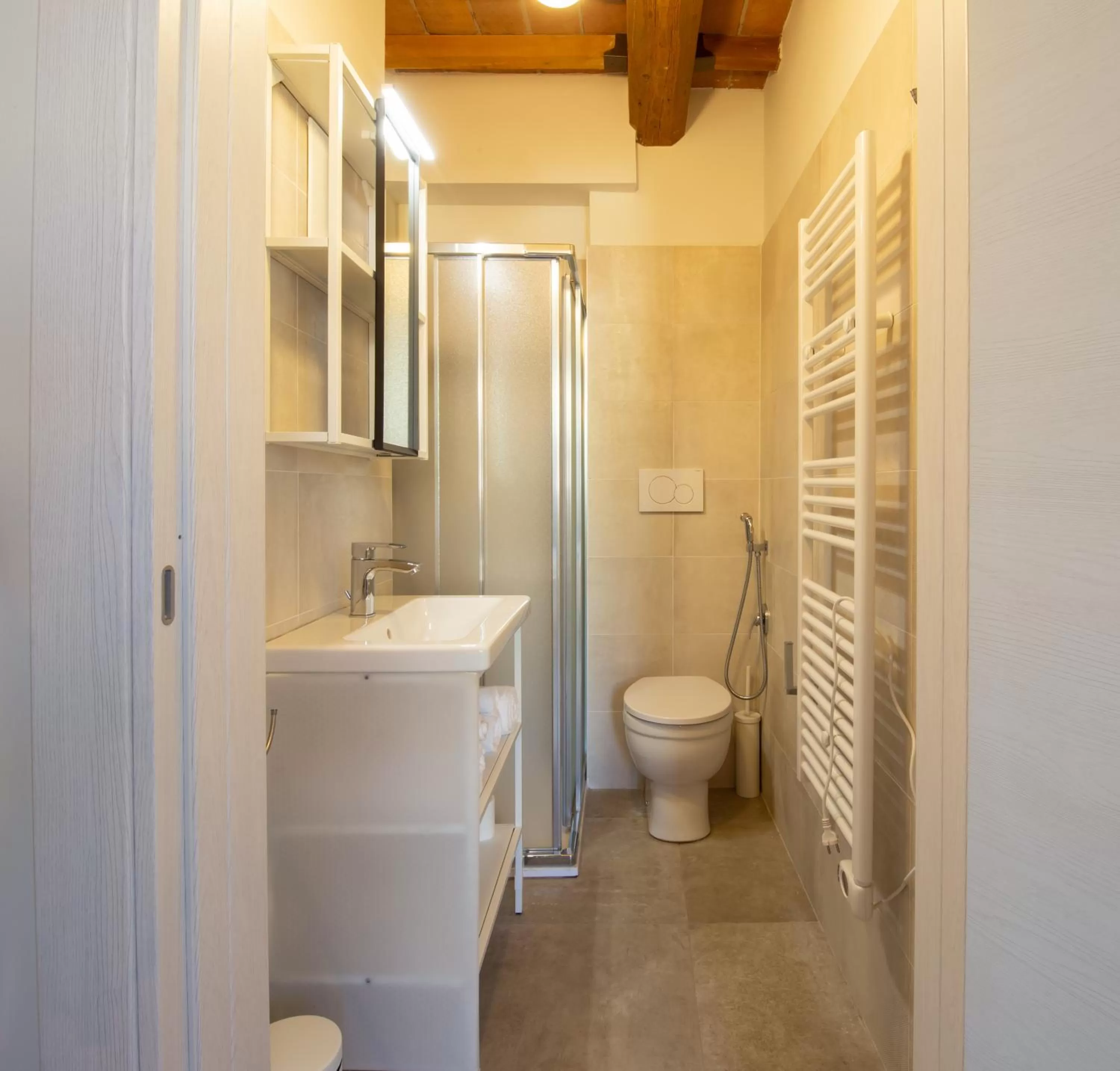 Bathroom in La Casa di Valeria - Modena