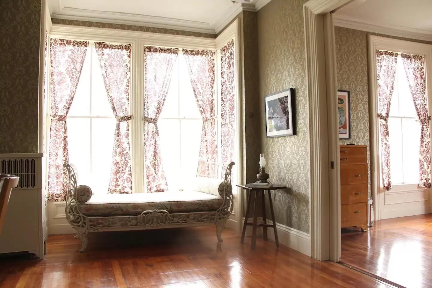 The Wedding Cake House