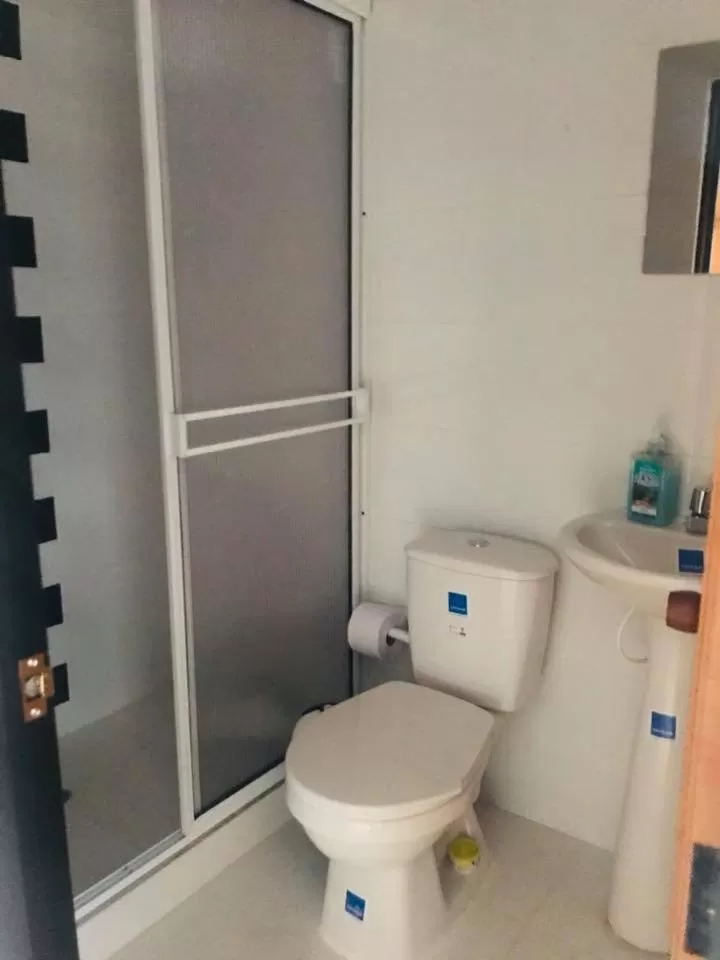 Shower, Bathroom in Hotel Mirador de Santa Bárbara