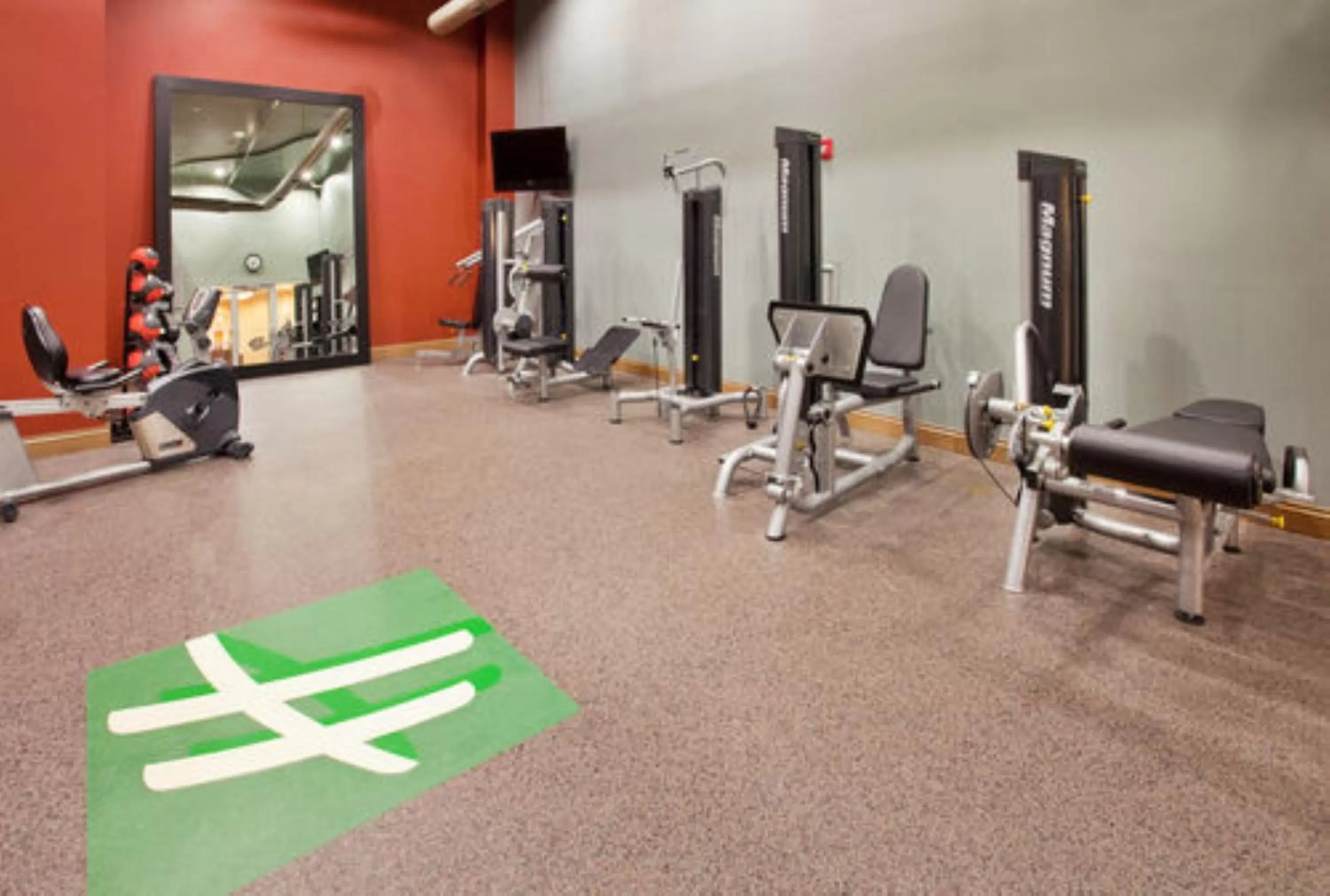 Fitness centre/facilities in Holiday Inn Omaha Downtown - Waterpark by IHG