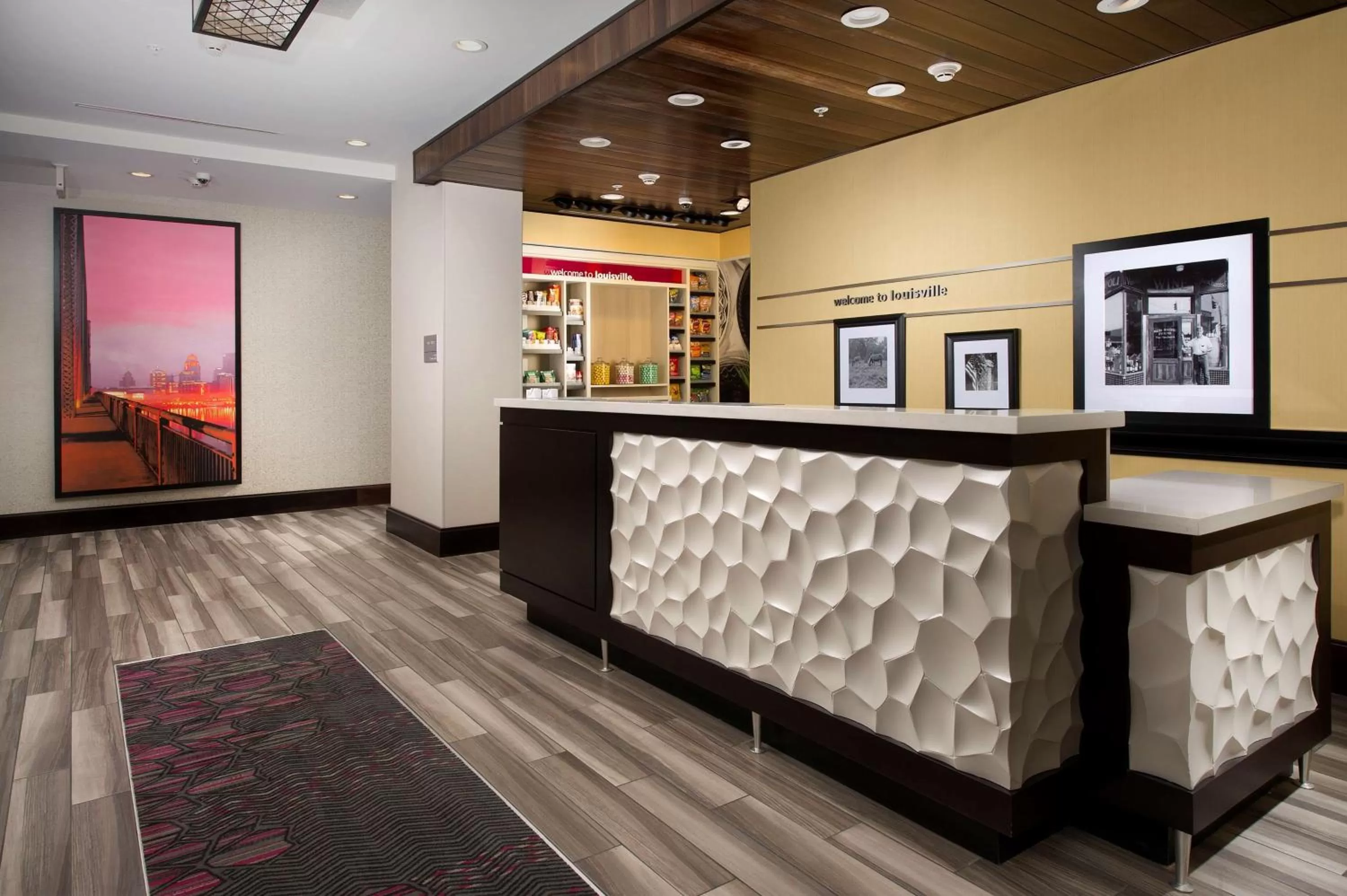 Lobby or reception in Hampton Inn Louisville East Hurstbourne