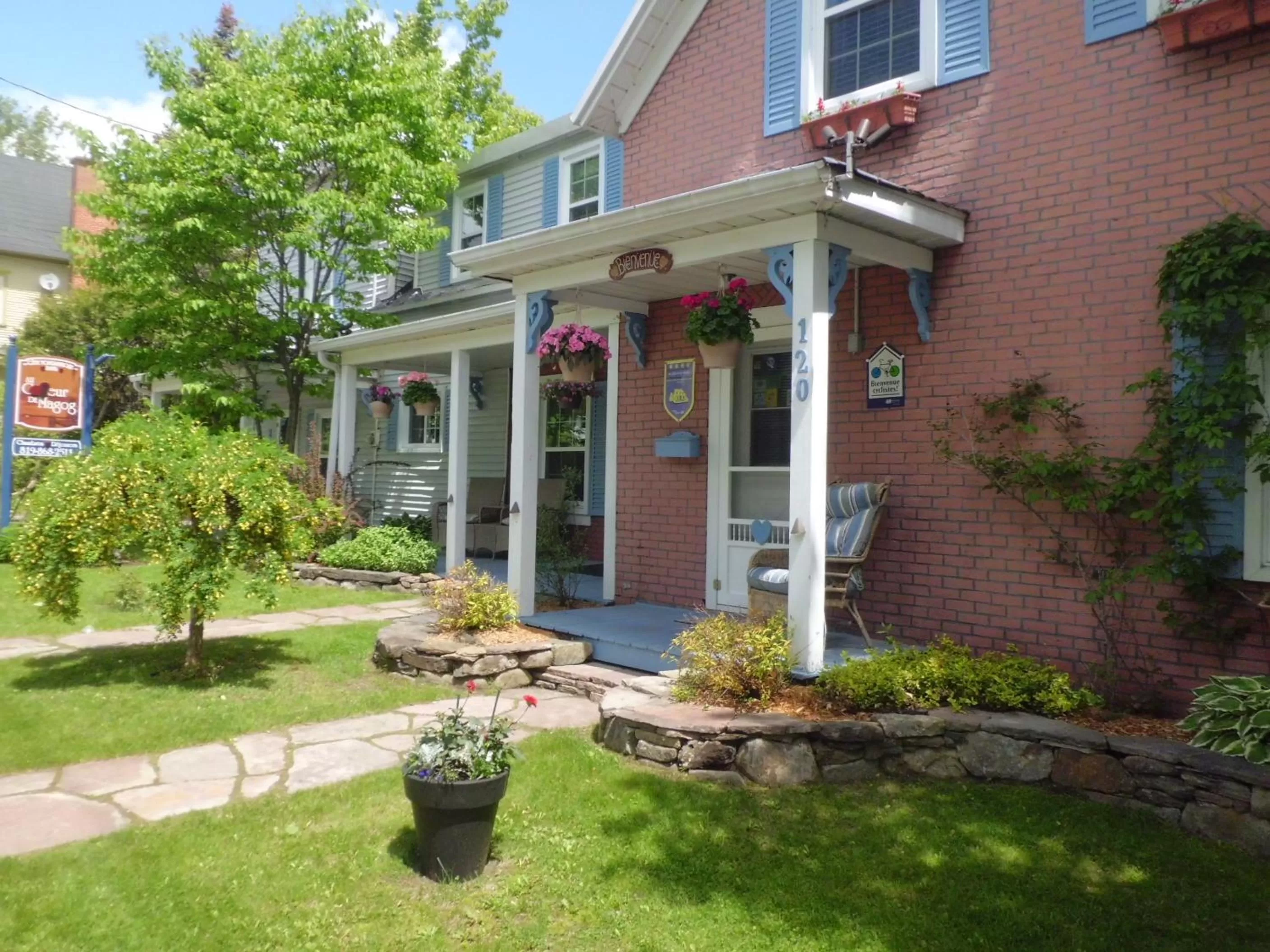 Lobby or reception in Au Coeur De Magog