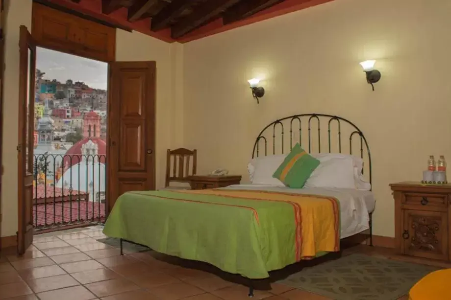 Double Room with City View in Hotel Antiguo Vapor Categoría Especial Double Room with City View in Hotel Antiguo Vapor Categoría Especial