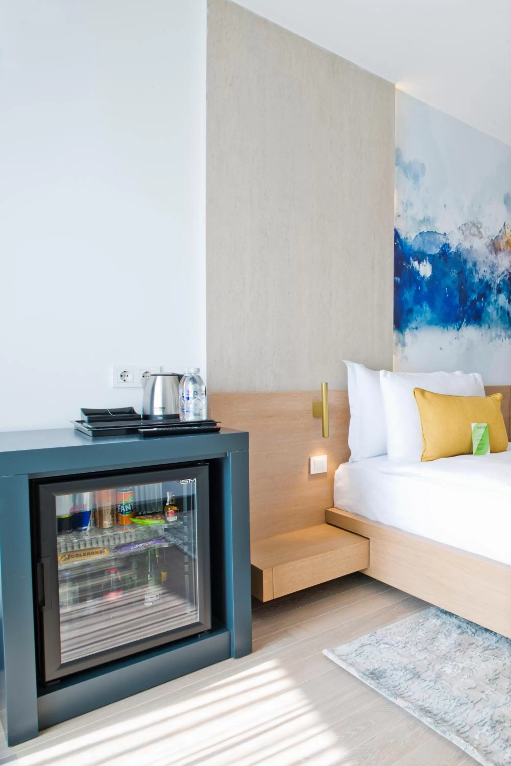 Drinks, Bed in Hotel 86 By Katipoğlu