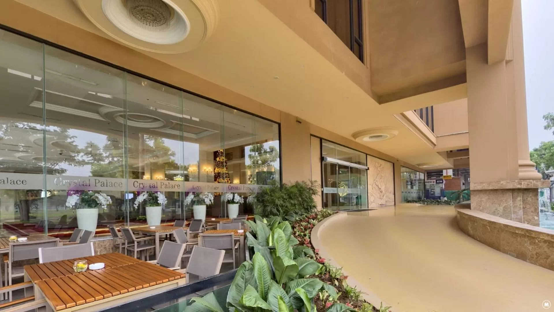 Property building in MerPerle Crystal Palace