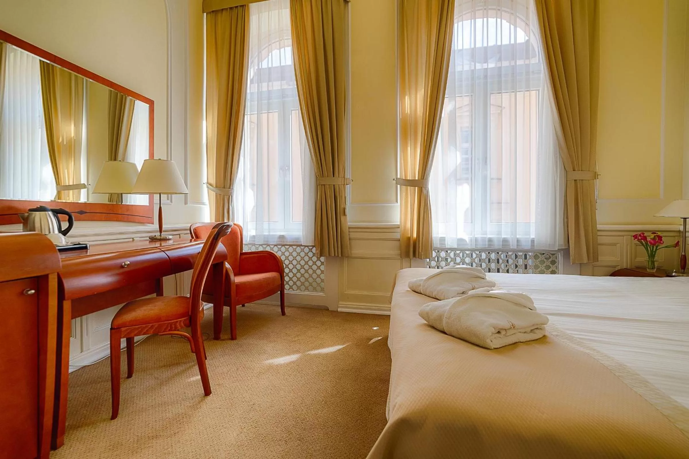 Bedroom, Bed in Focus Hotel Premium Pod Orłem