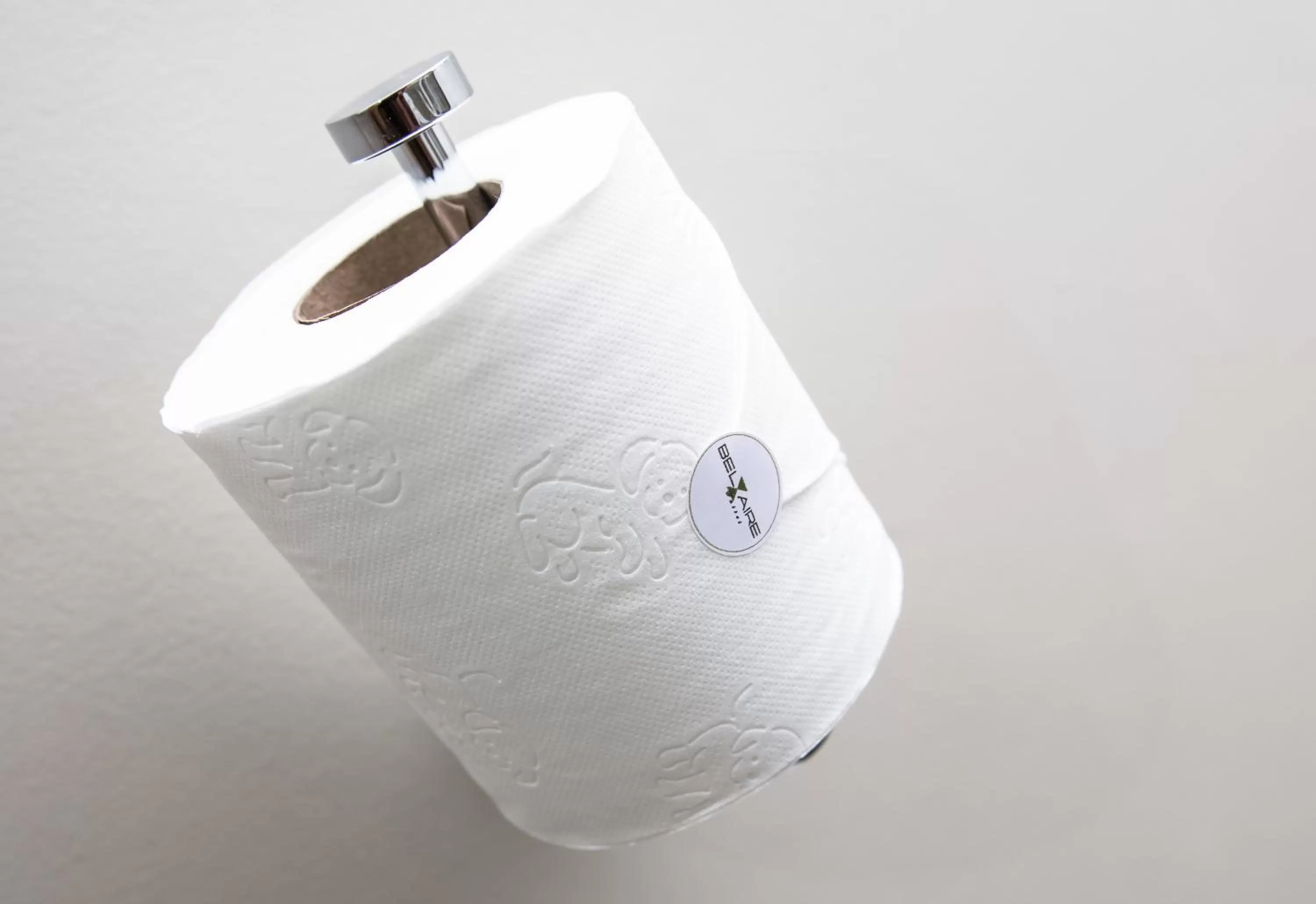 Bathroom in Belaire Suites Hotel