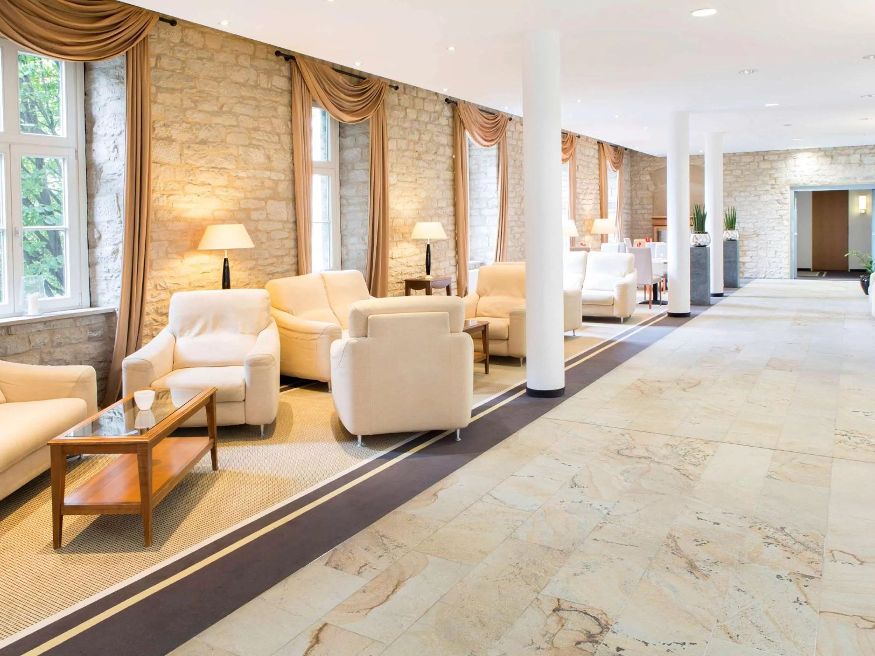 Property building in NOVOTEL Hildesheim City