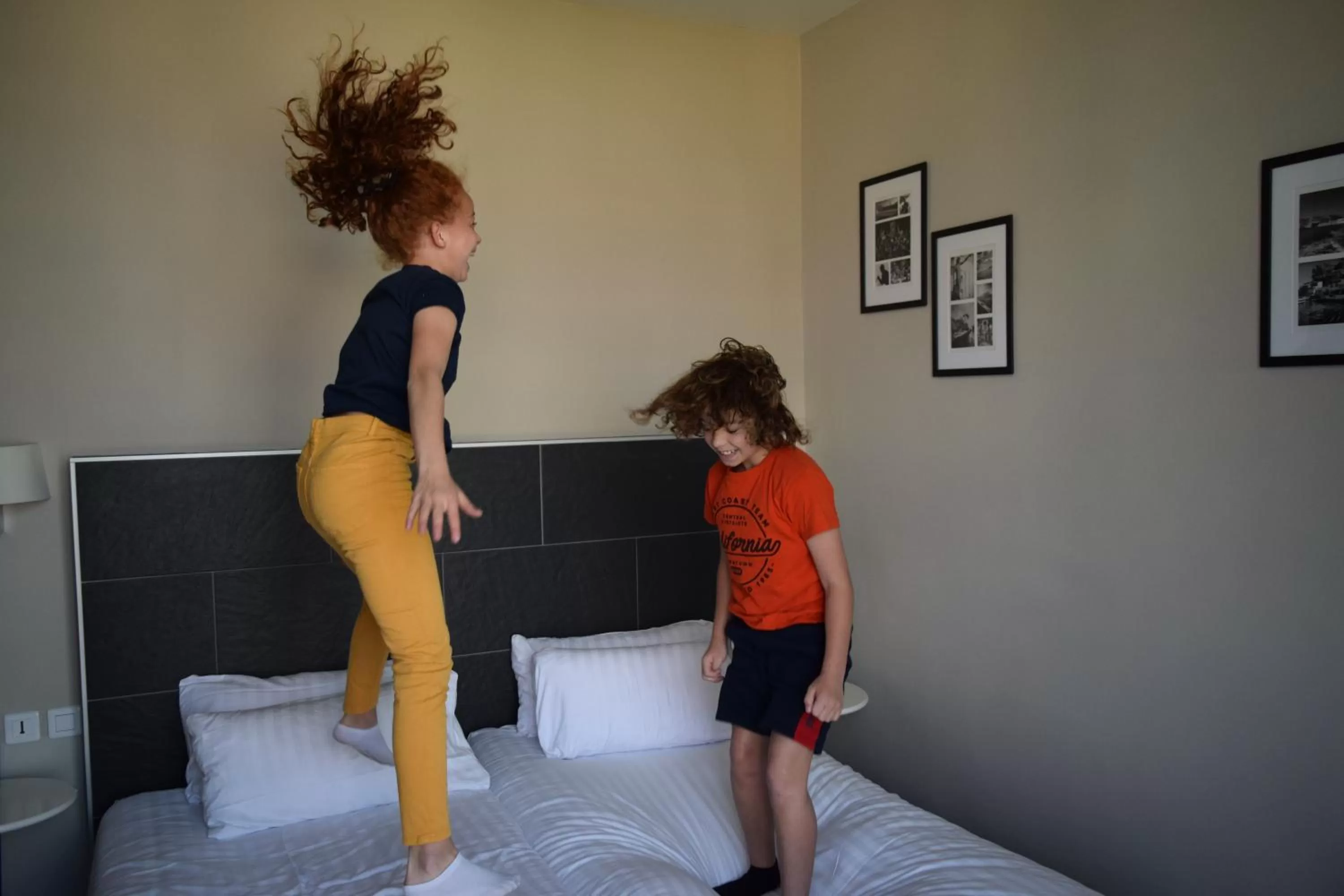 Family, Bed in Hôtel Amirauté