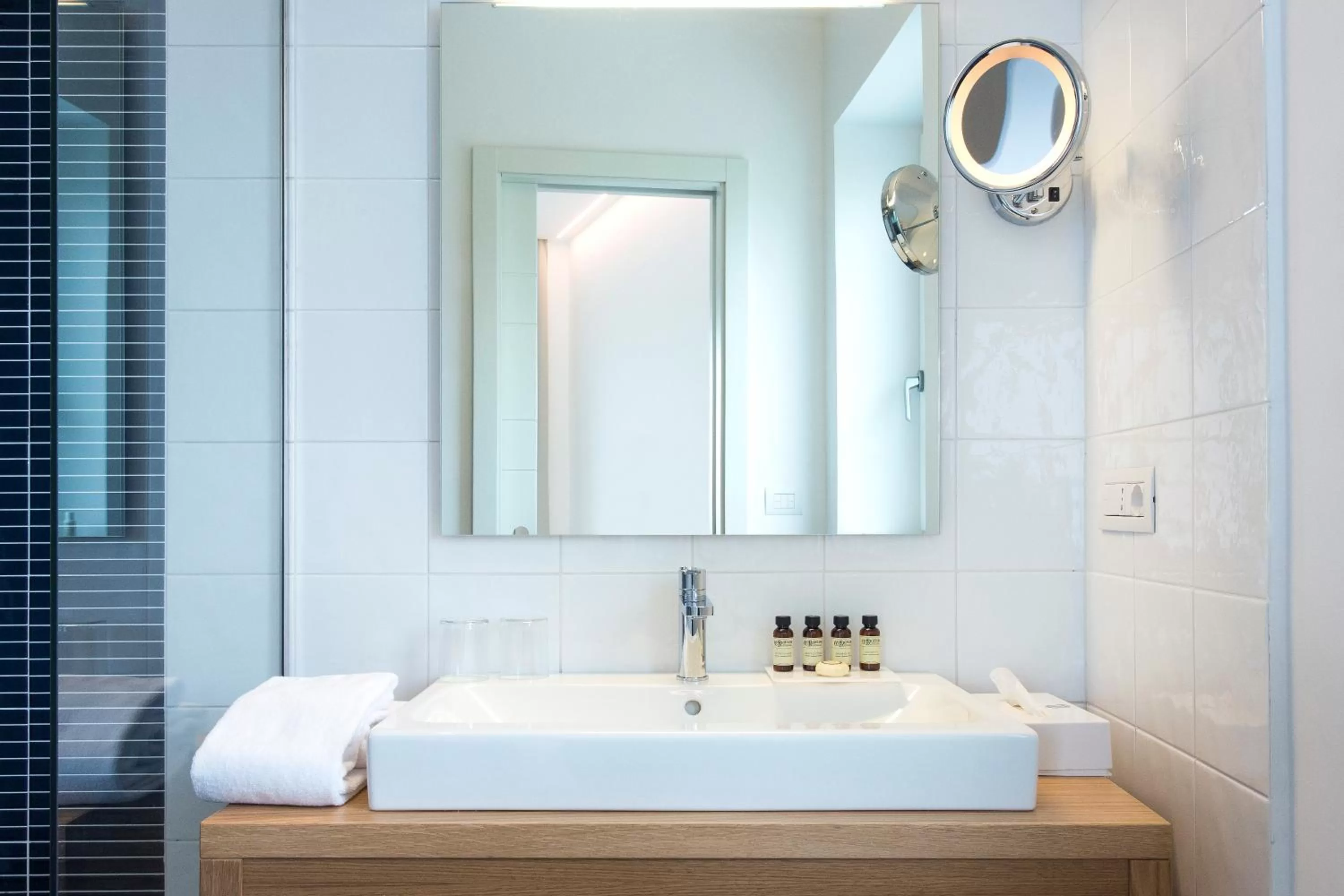 Bathroom in Villa Fiorella Art Hotel