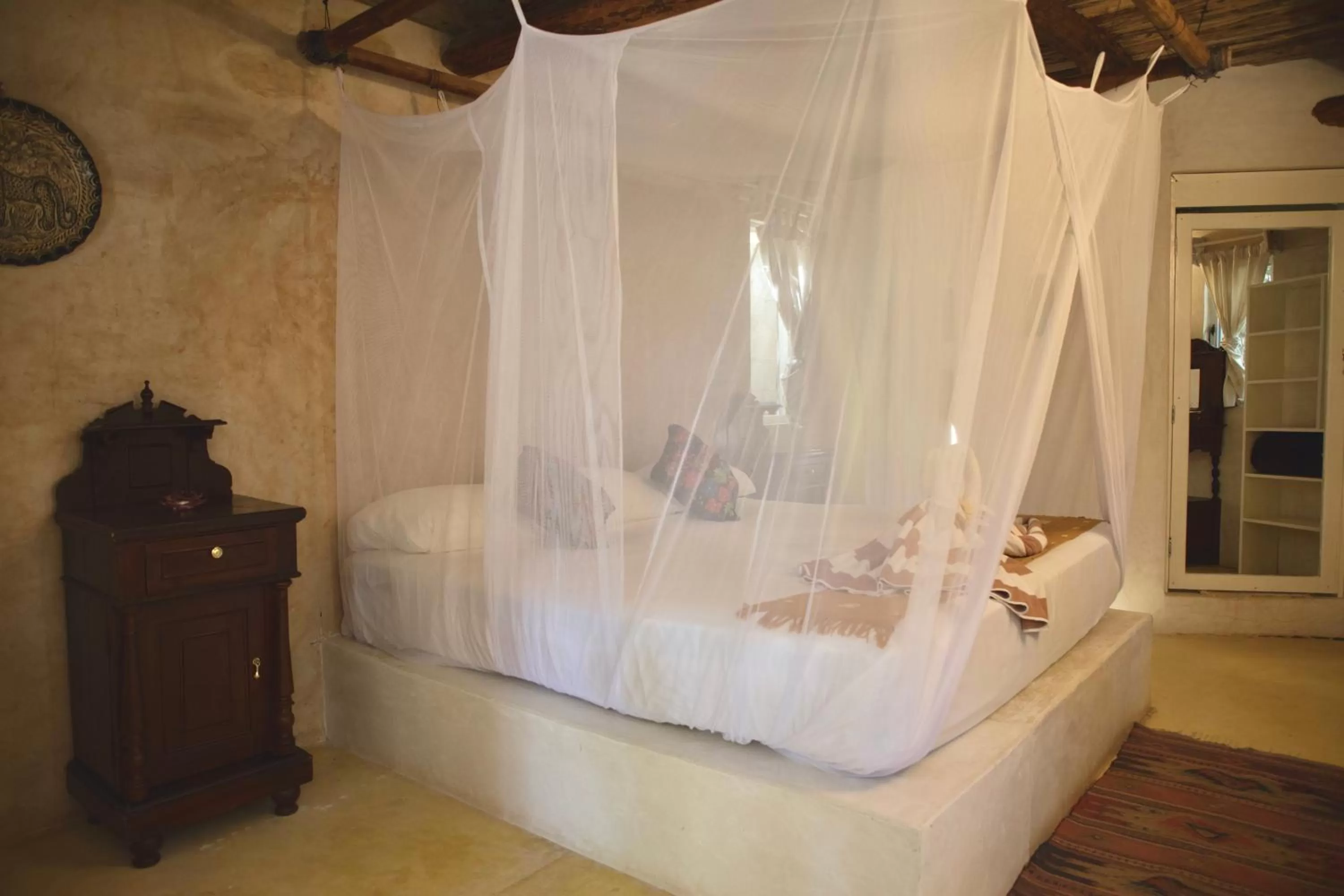 Photo of the whole room, Bed in Posada Lamar Tulum Beach Front and Pool