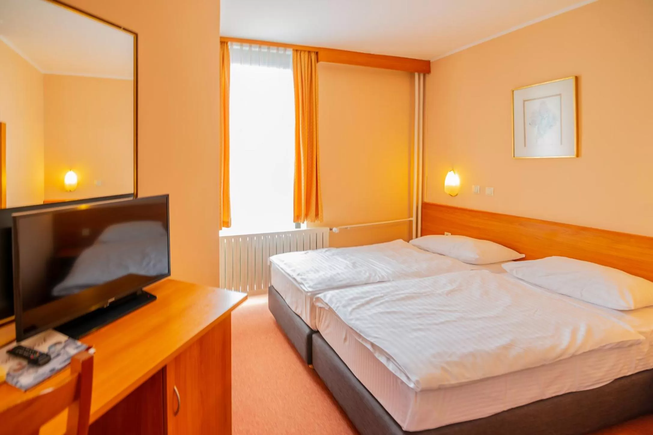 Bedroom, Bed in Hotel Park