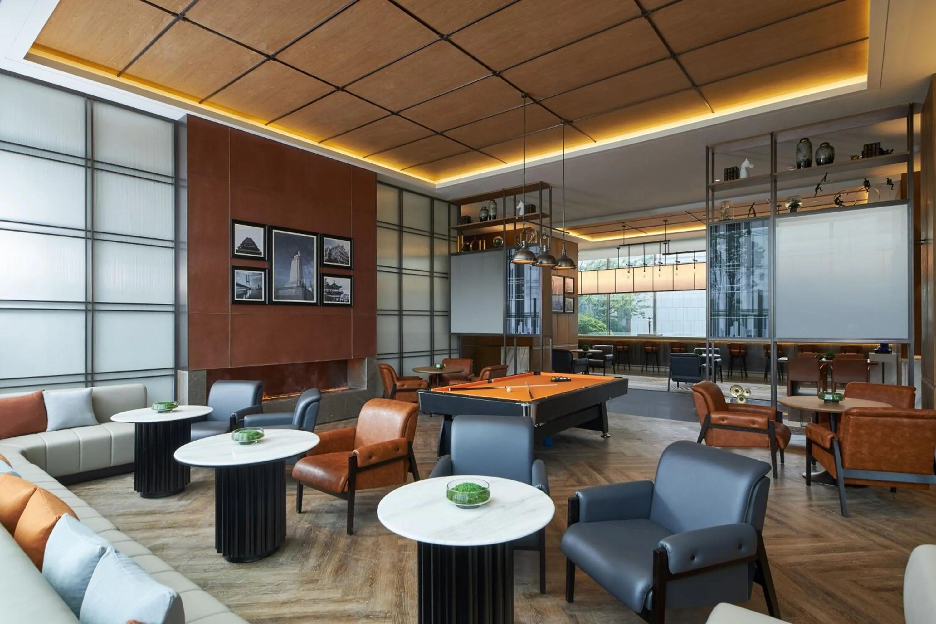 Lobby or reception in Four Points by Sheraton Nanchang, Xihu