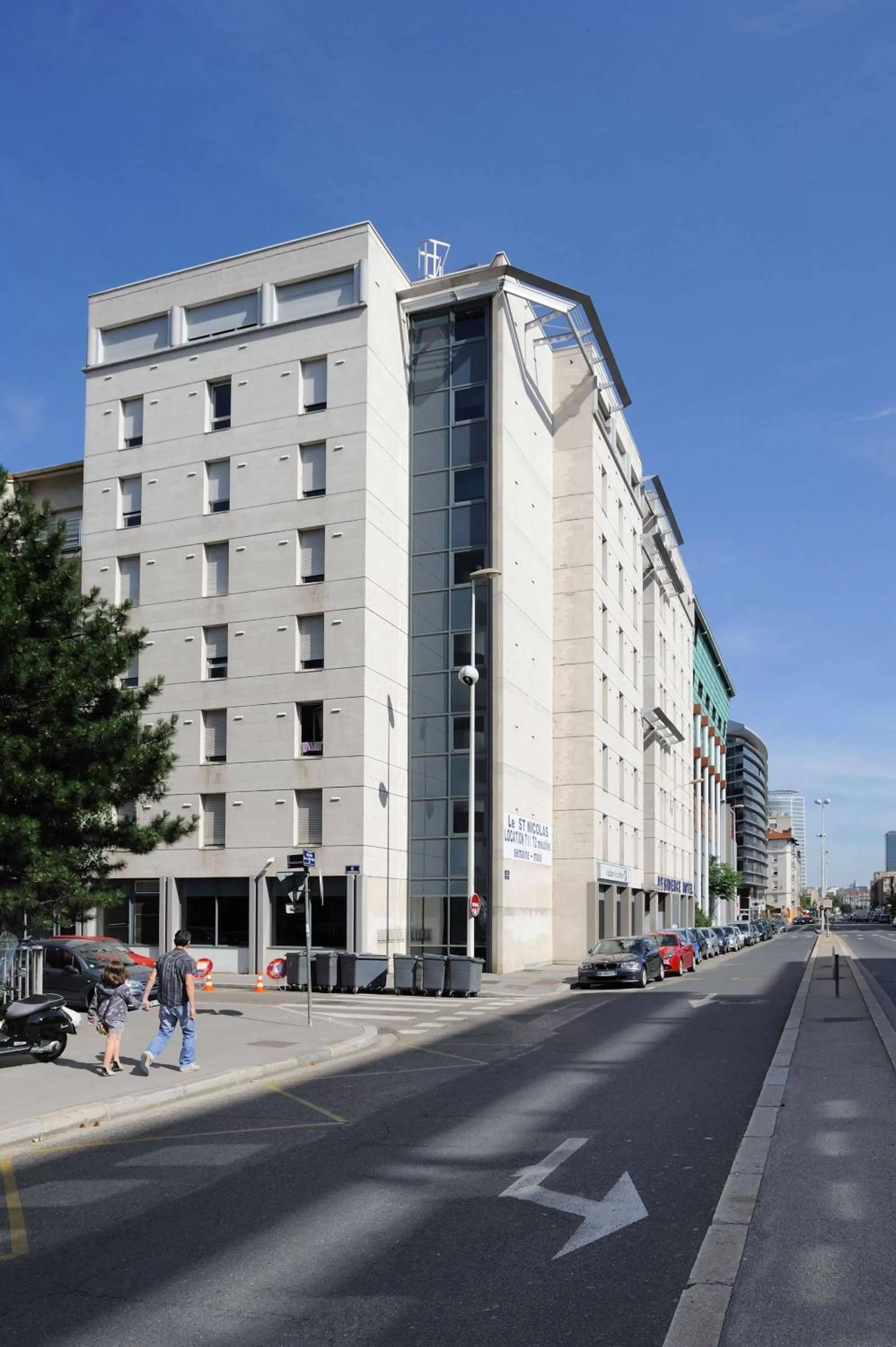 Facade/entrance in Séjours & Affaires Lyon Saint-Nicolas