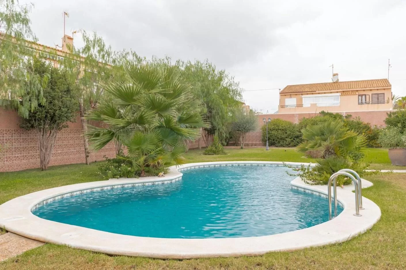 Garden, Swimming Pool in Anna's garden