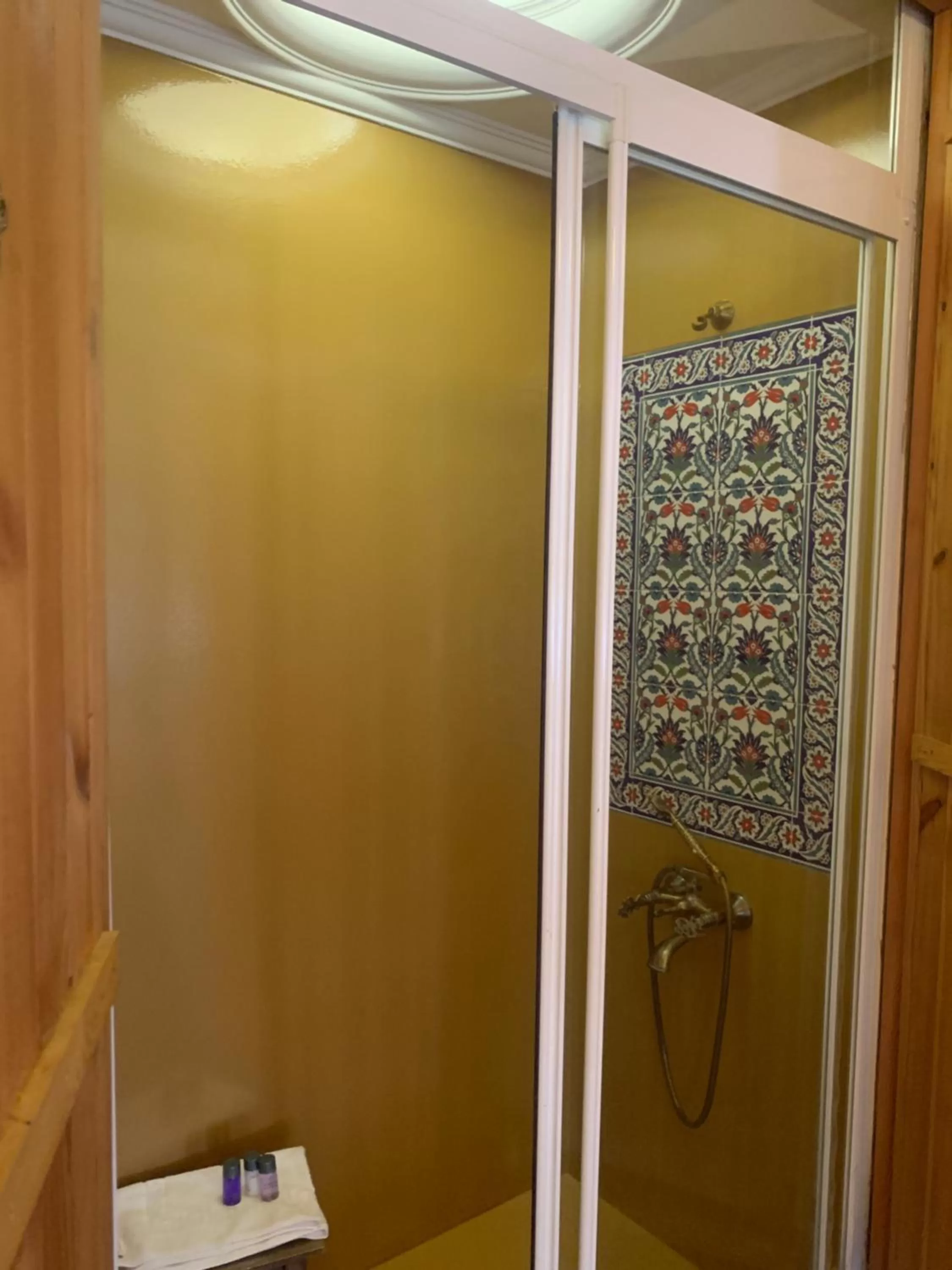 Shower in Tom Square Boutique Hotel