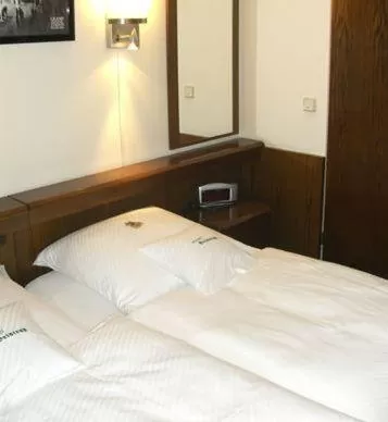 Photo of the whole room, Bed in Hotel Restaurant Brintrup