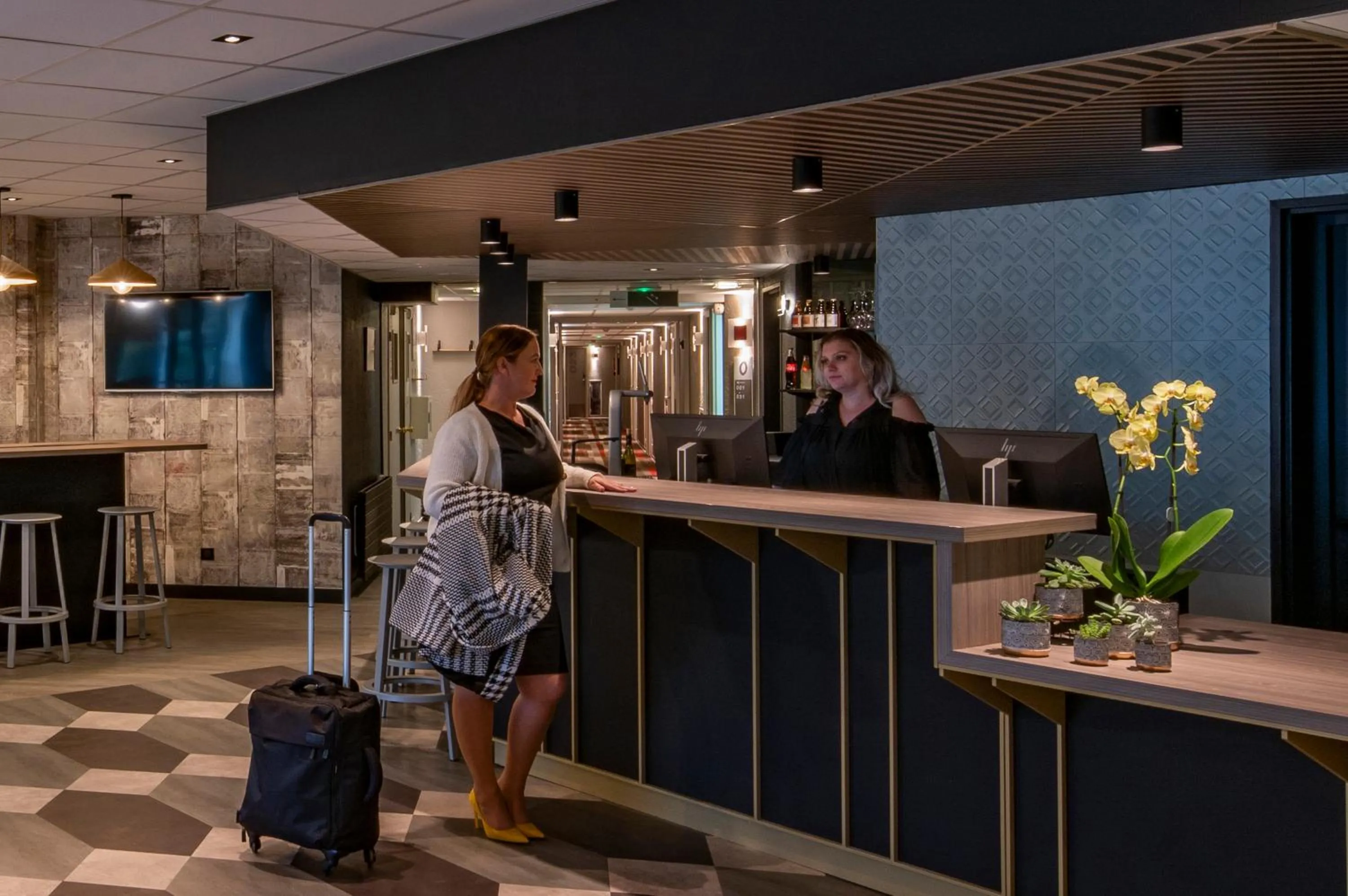 Lobby or reception in ibis Cergy Pontoise Le Port