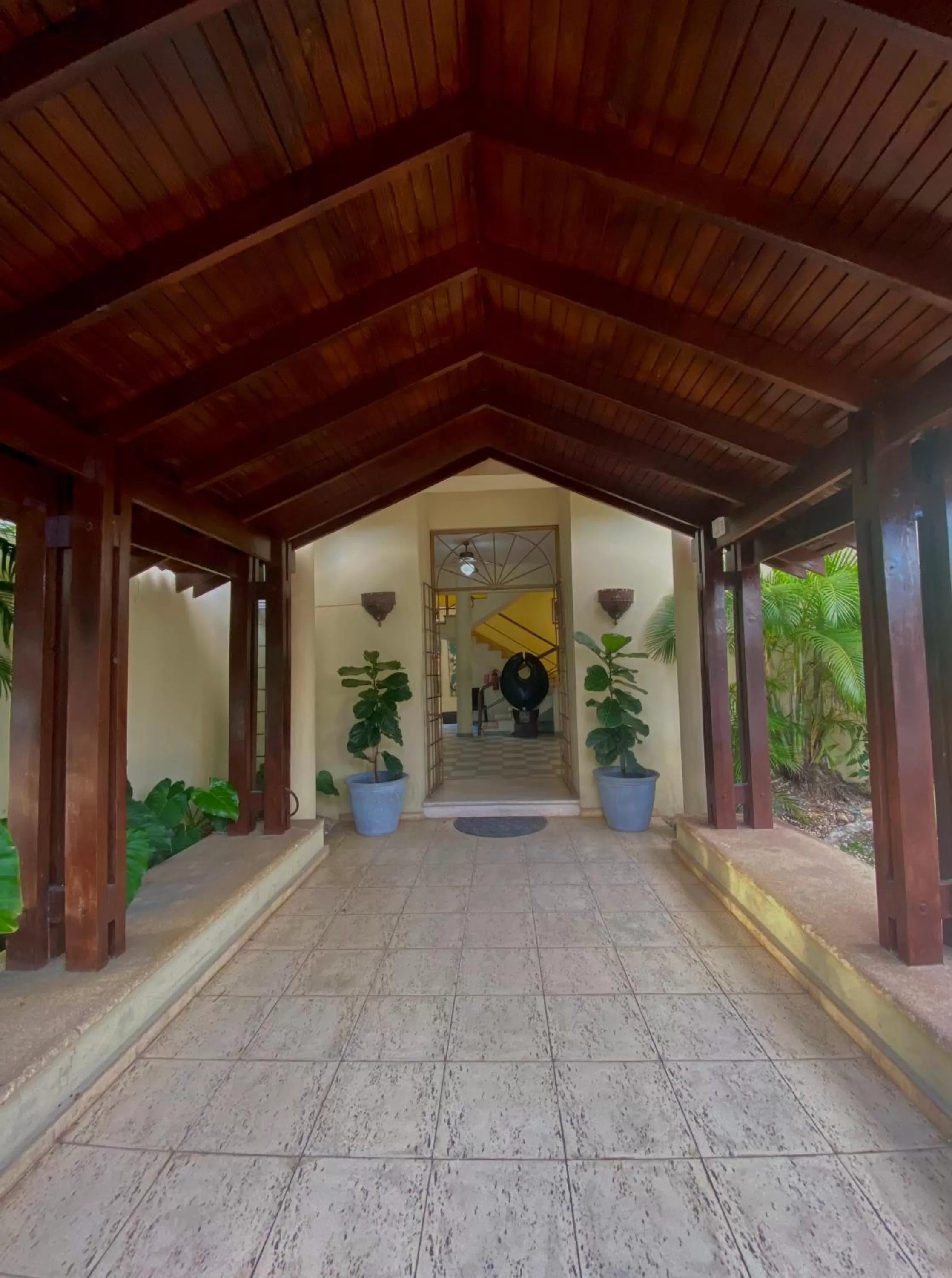 Calypso Beach Hotel by The Urbn House Santo Domingo Airport