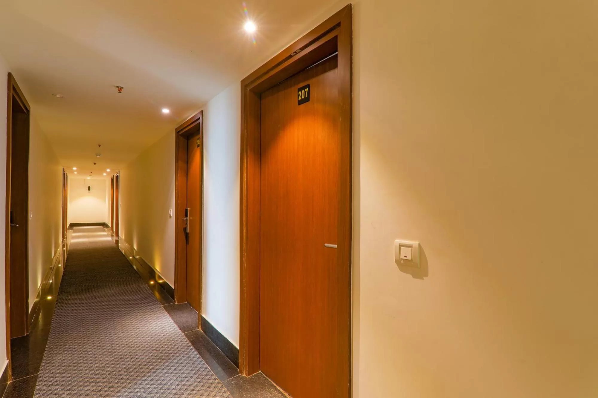 Lobby or reception in FabHotel Aurelia Grand