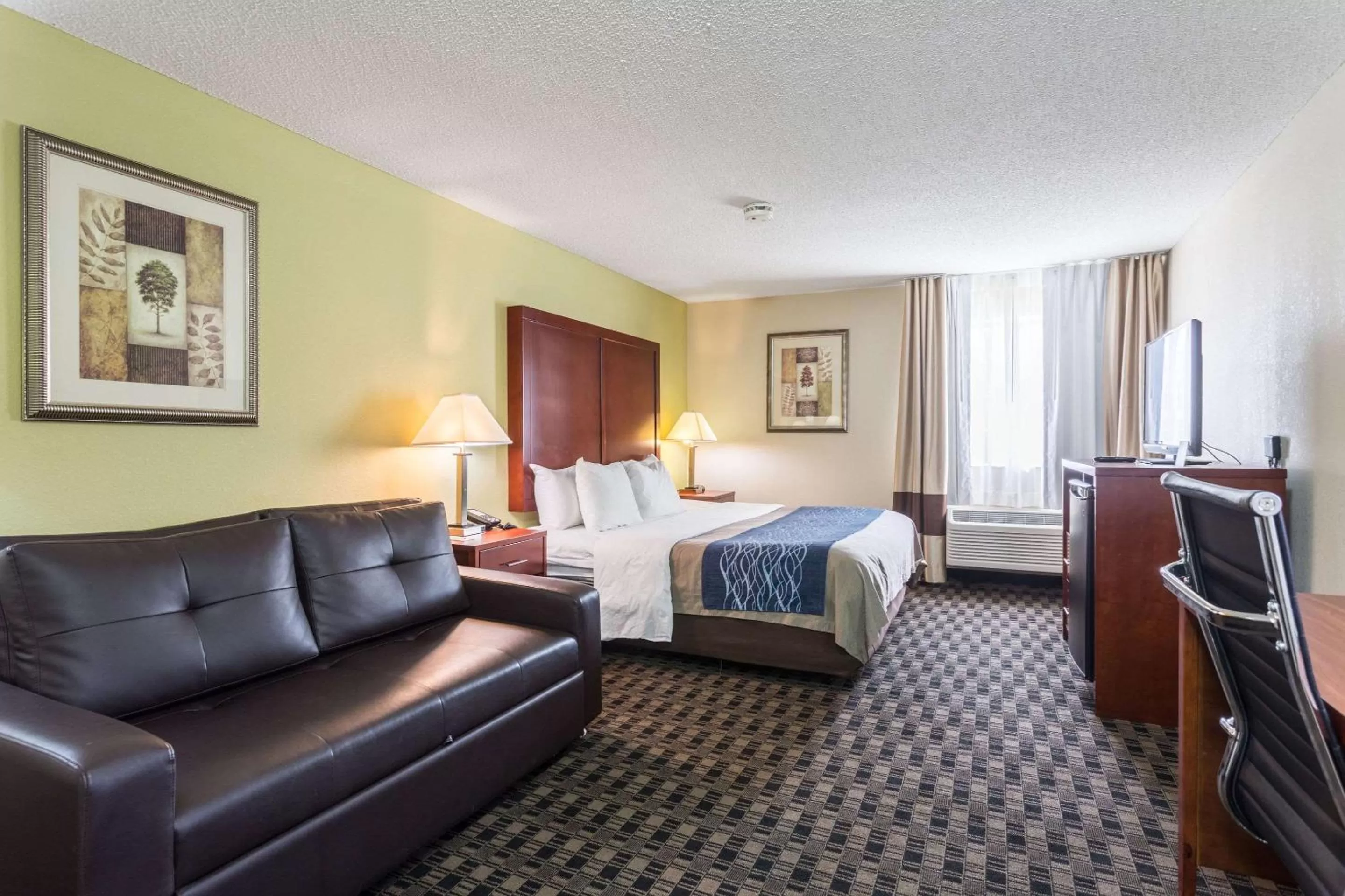 Photo of the whole room, Bed in Comfort Inn Decatur Priceville