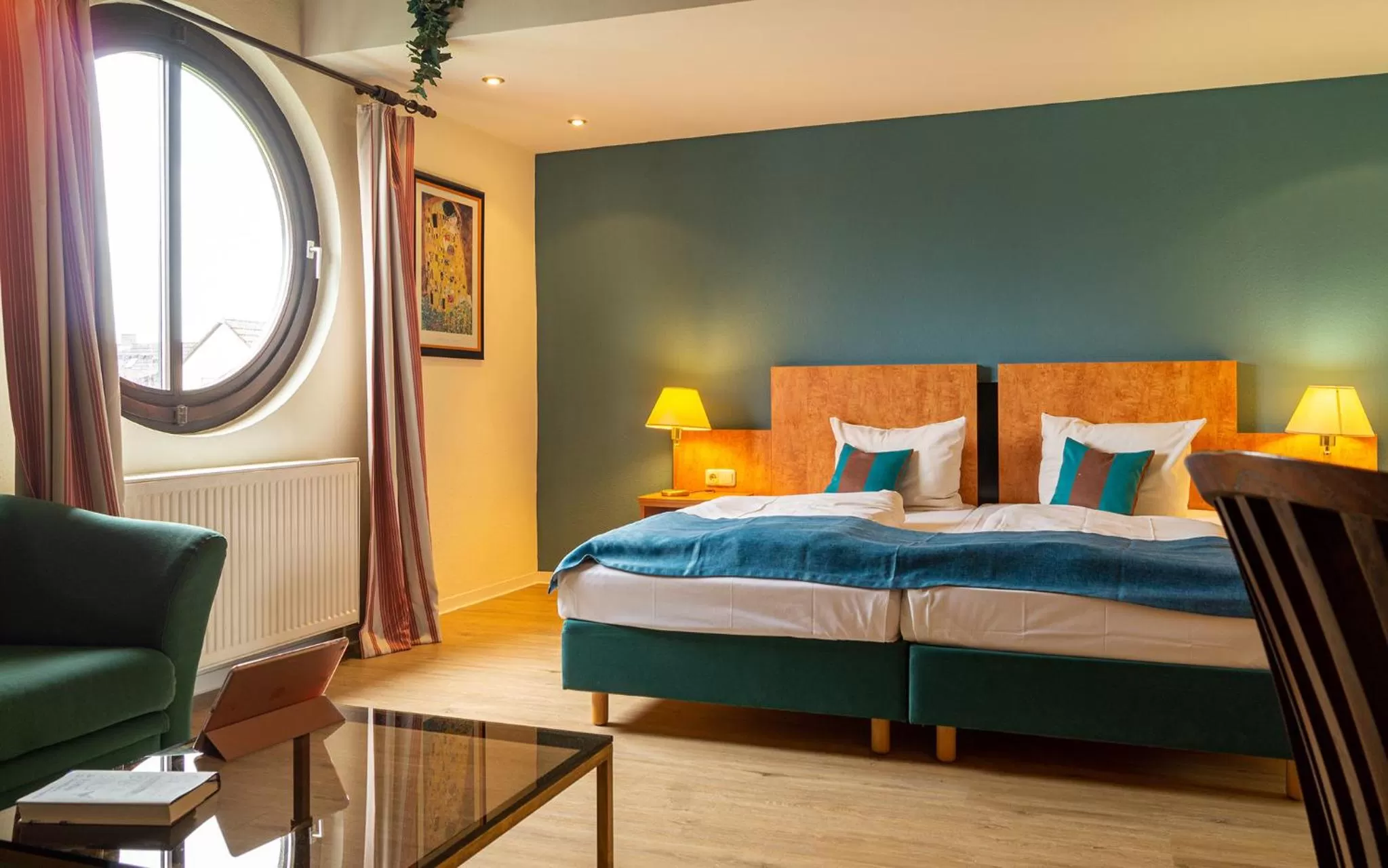 TV and multimedia, Bed in Trip Inn Bristol Hotel Mainz