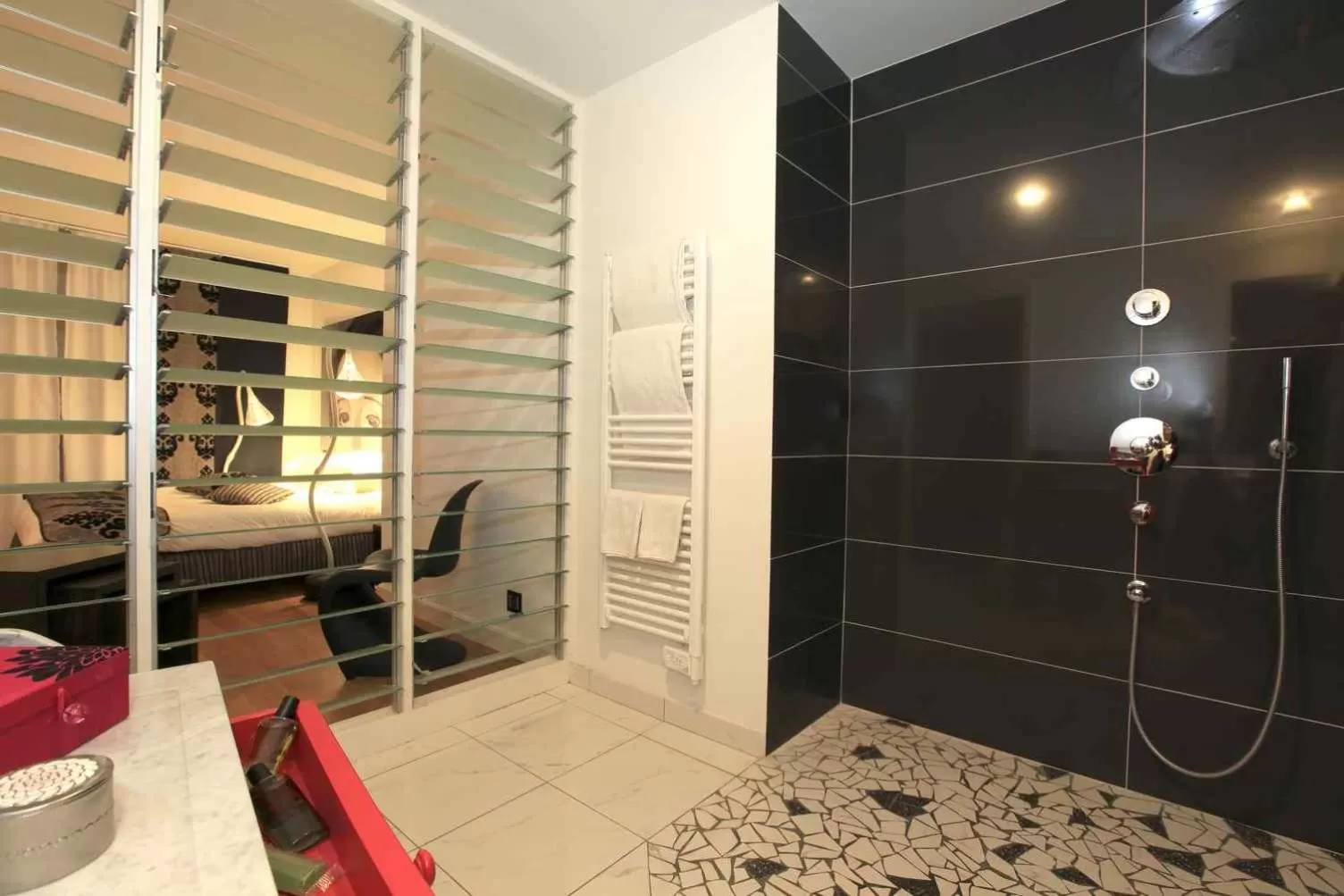 Bathroom in Maison Decoret