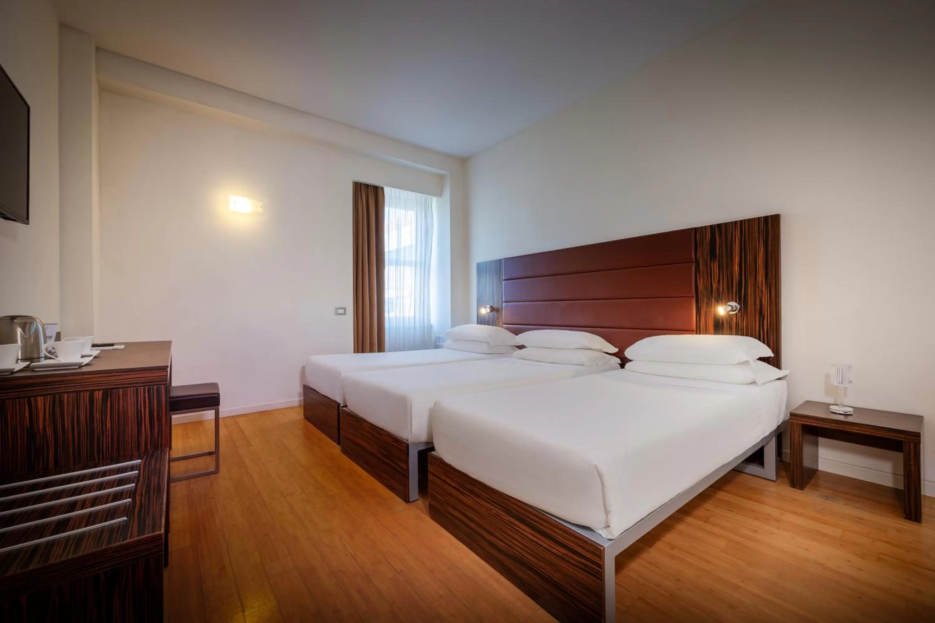 Bedroom, Bed in IH Hotels Milano Centrale