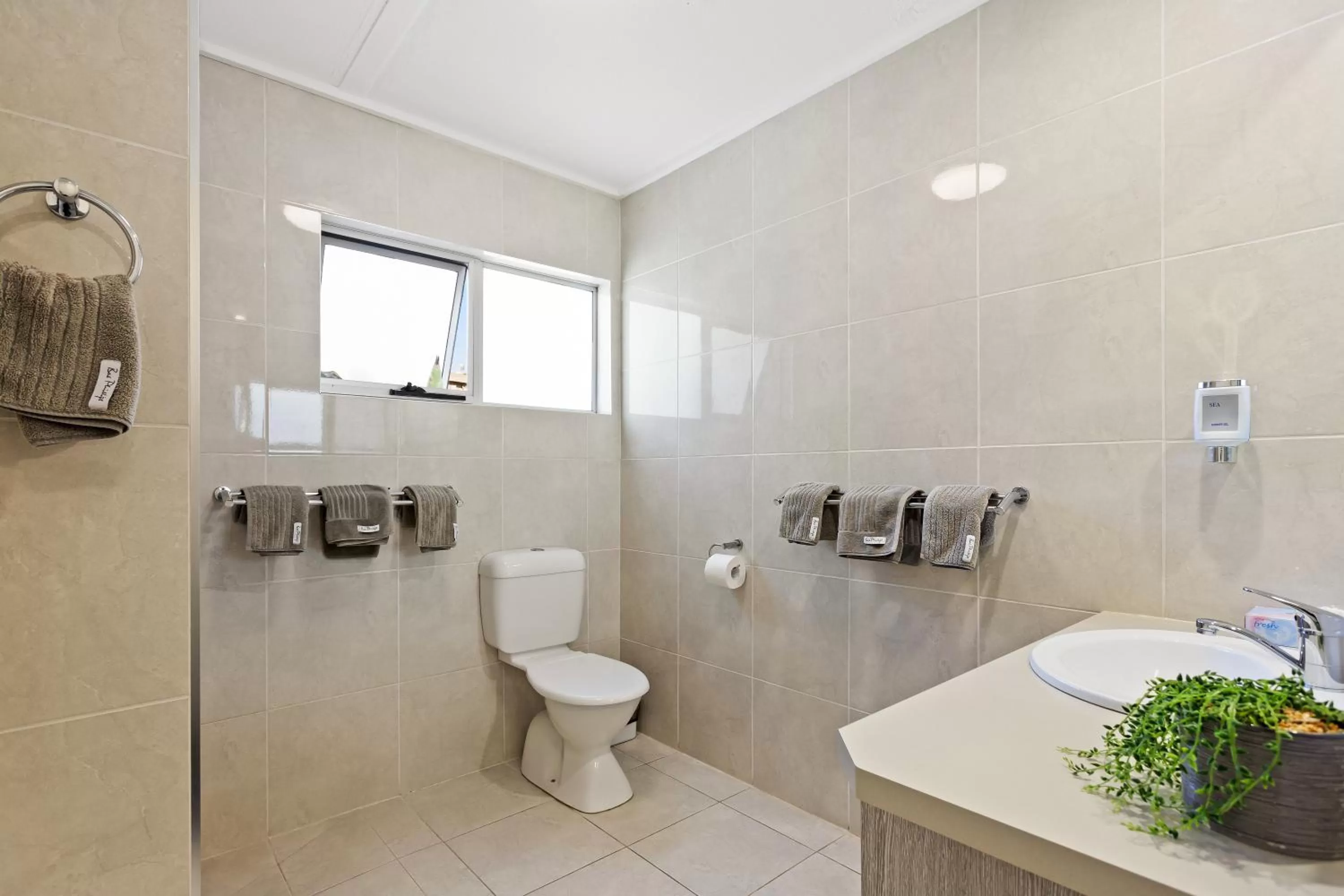 Toilet in Top Spot Motel