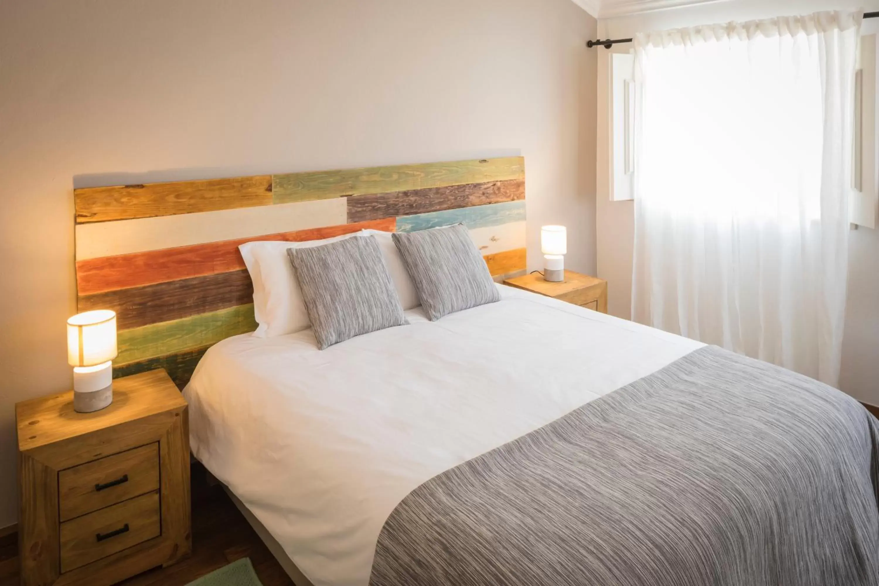 Family Room with Private Bathroom in Quinta do Pé Descalço guesthouse Sintra - Relaxing countryside stay to discover heritage and coast Family Room with Private Bathroom in Quinta do Pé Descalço guesthouse Sintra - Relaxing countryside stay to discover heritage and coast