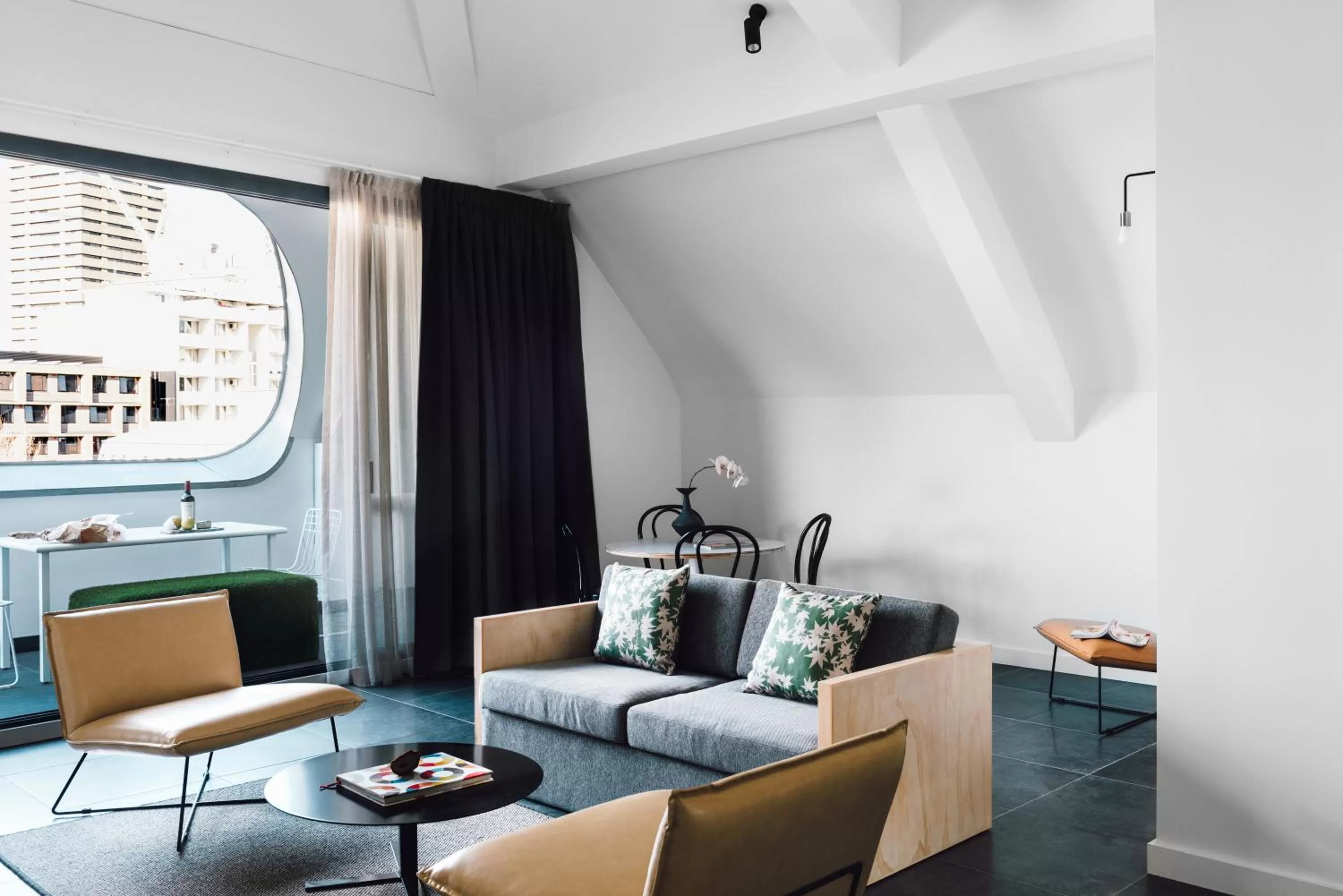 Living room in Veriu Broadway