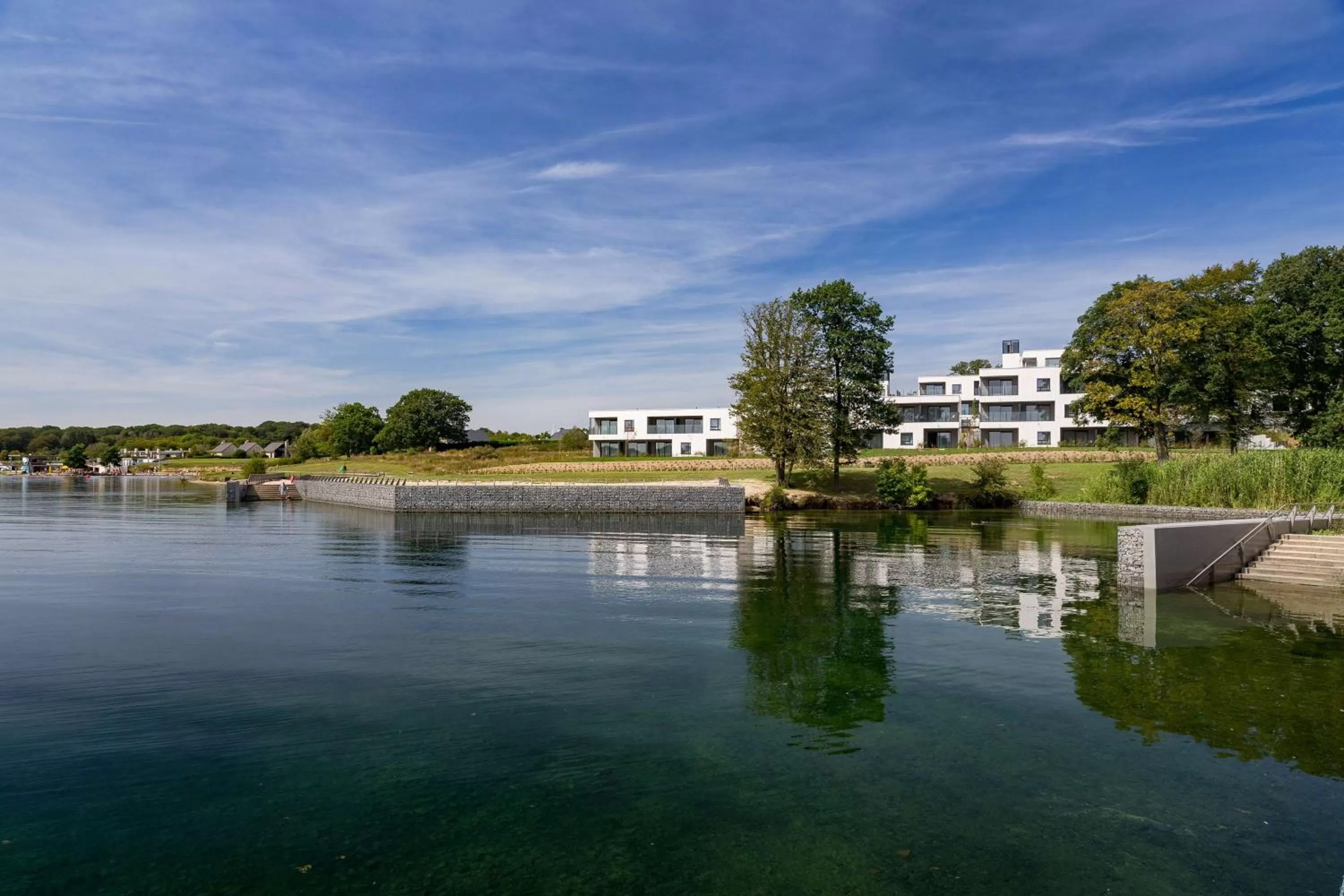 Property building in Golden Lakes Hotel
